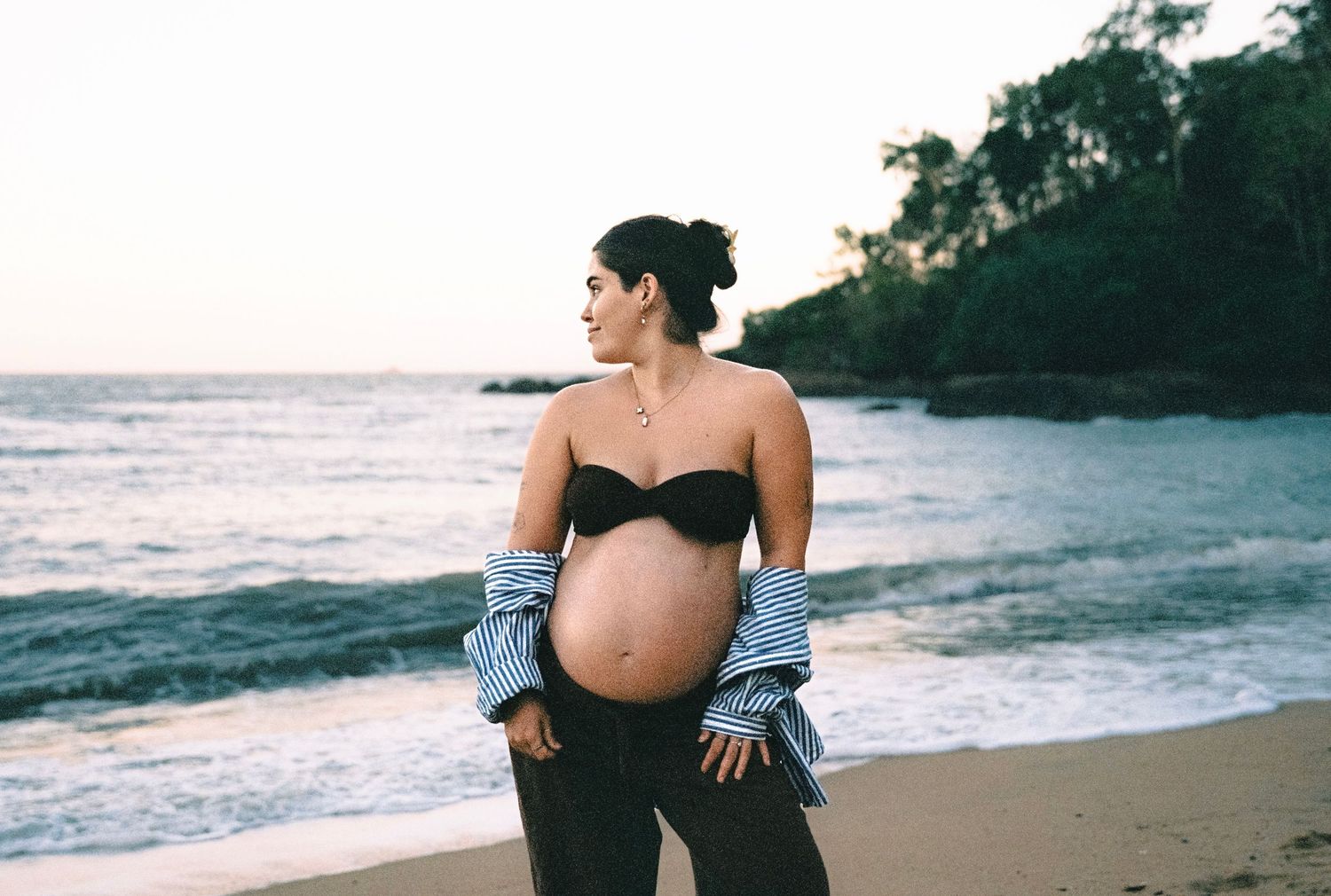 nadine luise wache; documentary style photography, cairns family photographer; analogue photographer; film photographer maternity
