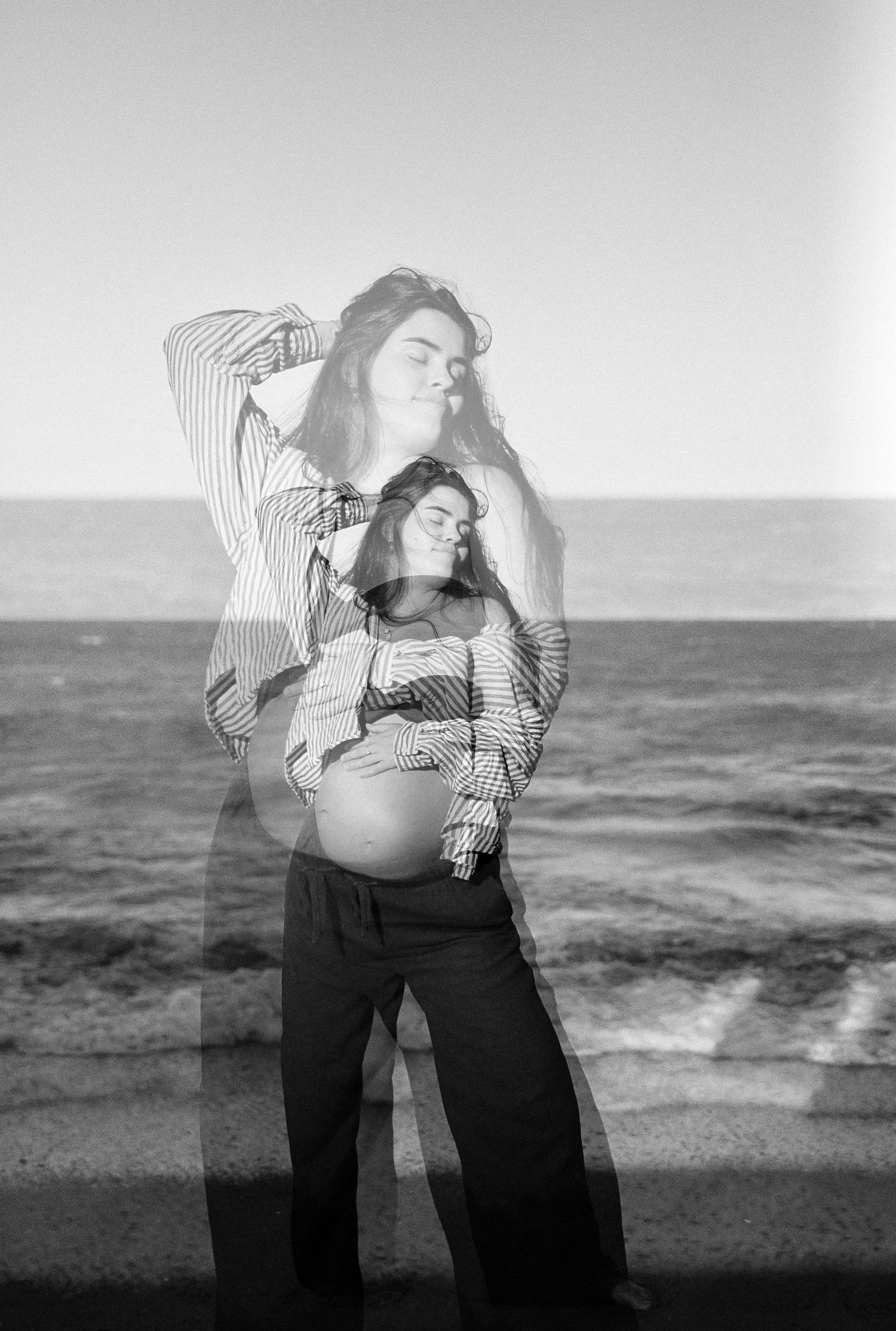 nadine luise wache; documentary style photography, cairns family photographer; analogue photographer; film photographer maternity