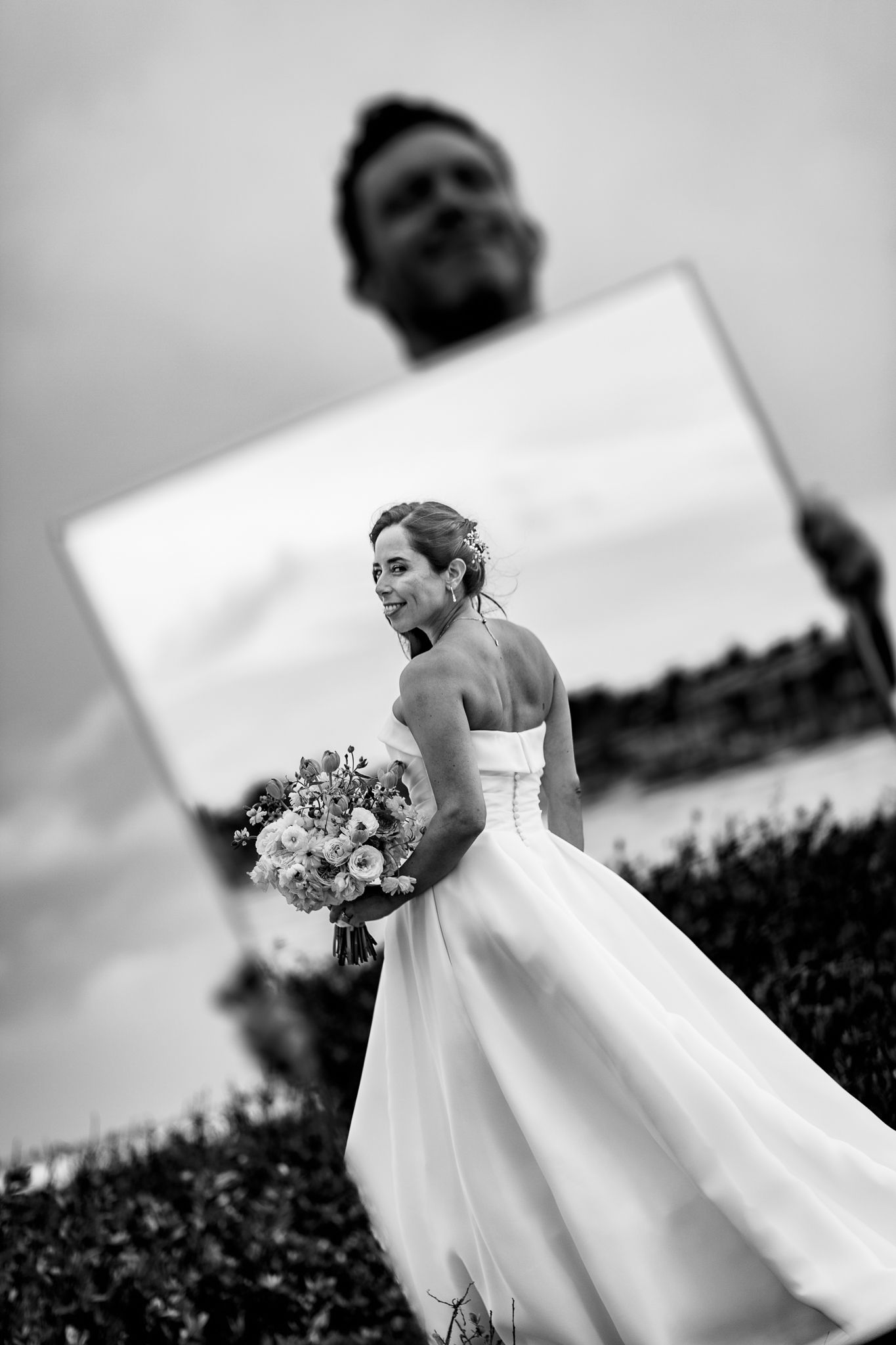 destination wedding couple portraits in riviera maya Mexico – artistic wedding photographer Alan Fresnel.