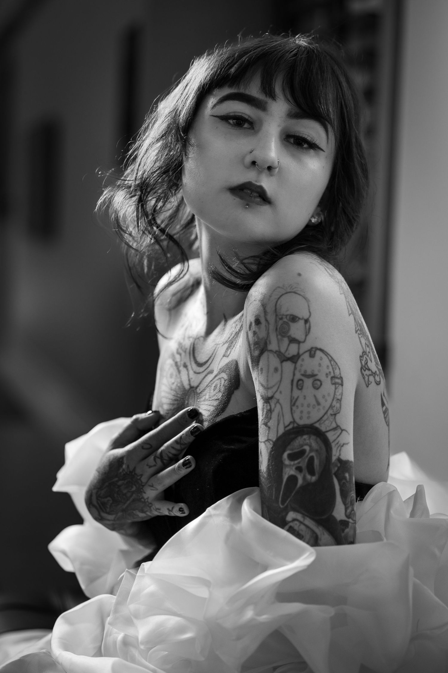 Model: Sara Malinousky
Photographer: Drew - Lingering IMAGE