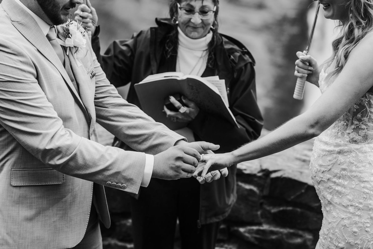 Leyah and Cory Austin's Letchworth State Park micro-wedding