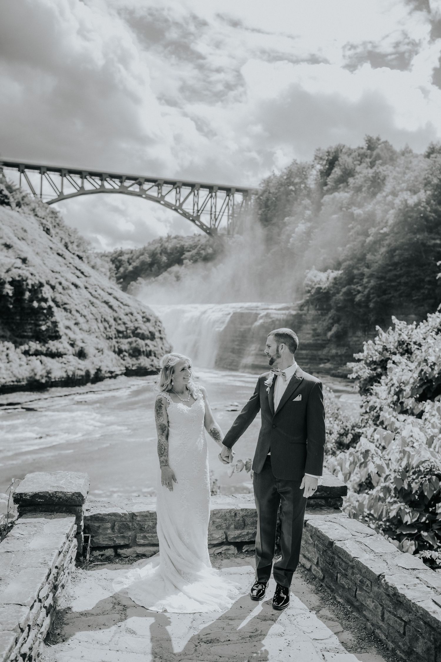 Photos of Kerry and Joel's Letchworth State Park micro-wedding