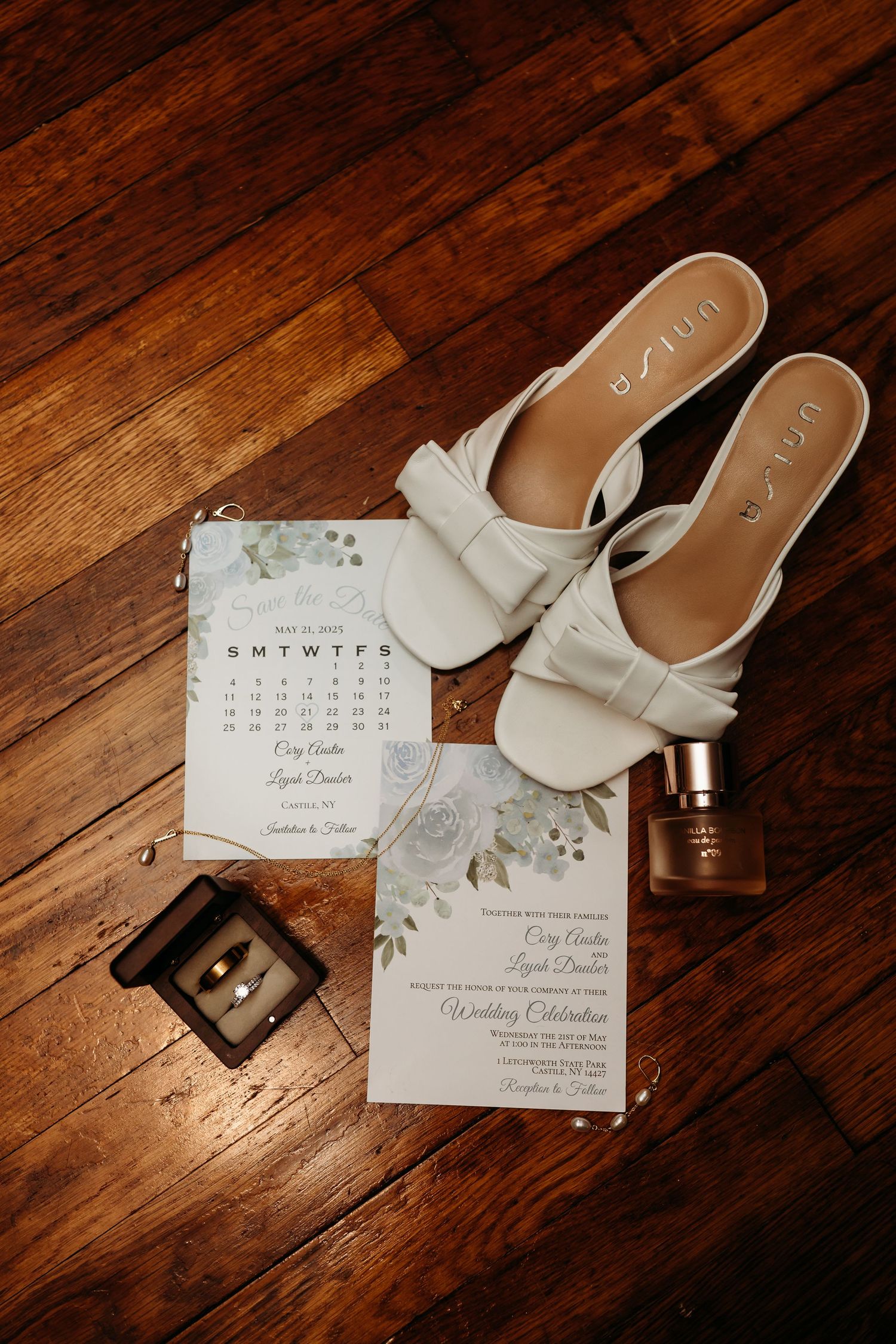 Details from Leyah and Cory's Letchworth State Park elopement