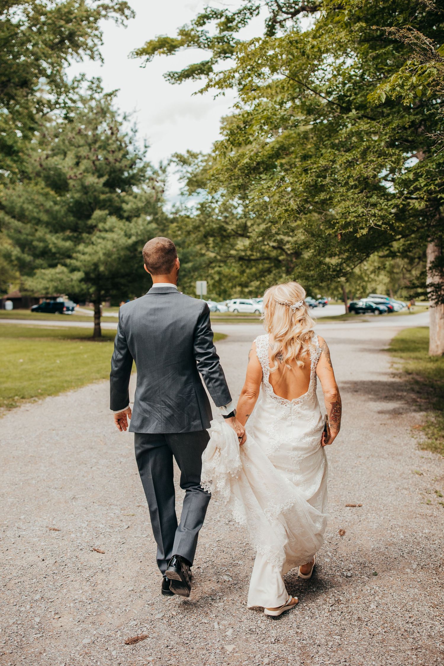 Photos of Kerry and Joel's Letchworth State Park micro-wedding