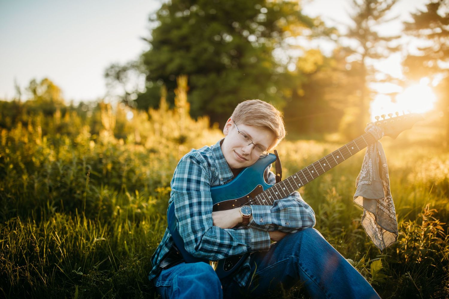 Senior photos in East Aurora, NY at Knox Farm