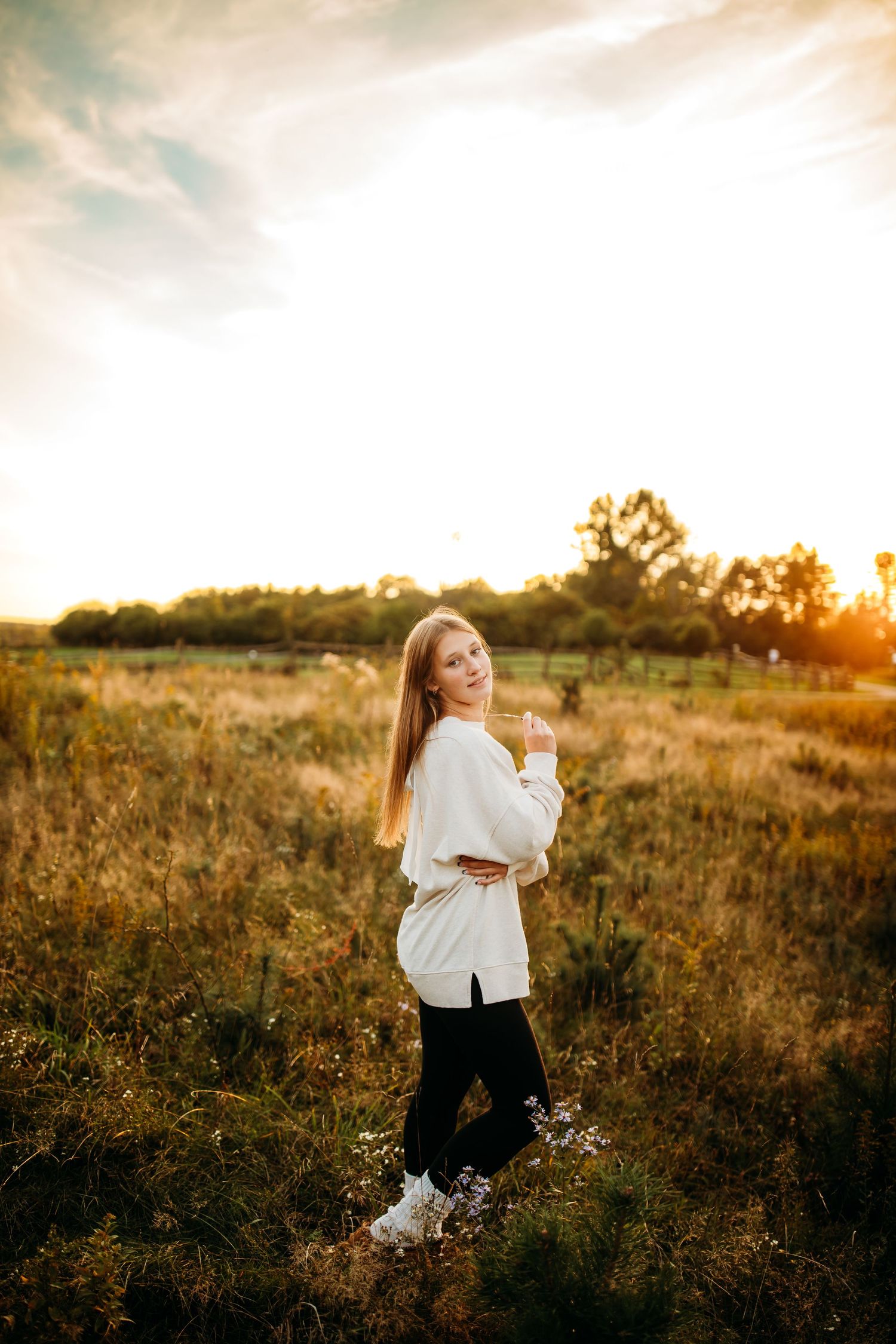 Senior photos in East Aurora, NY at Knox Farm