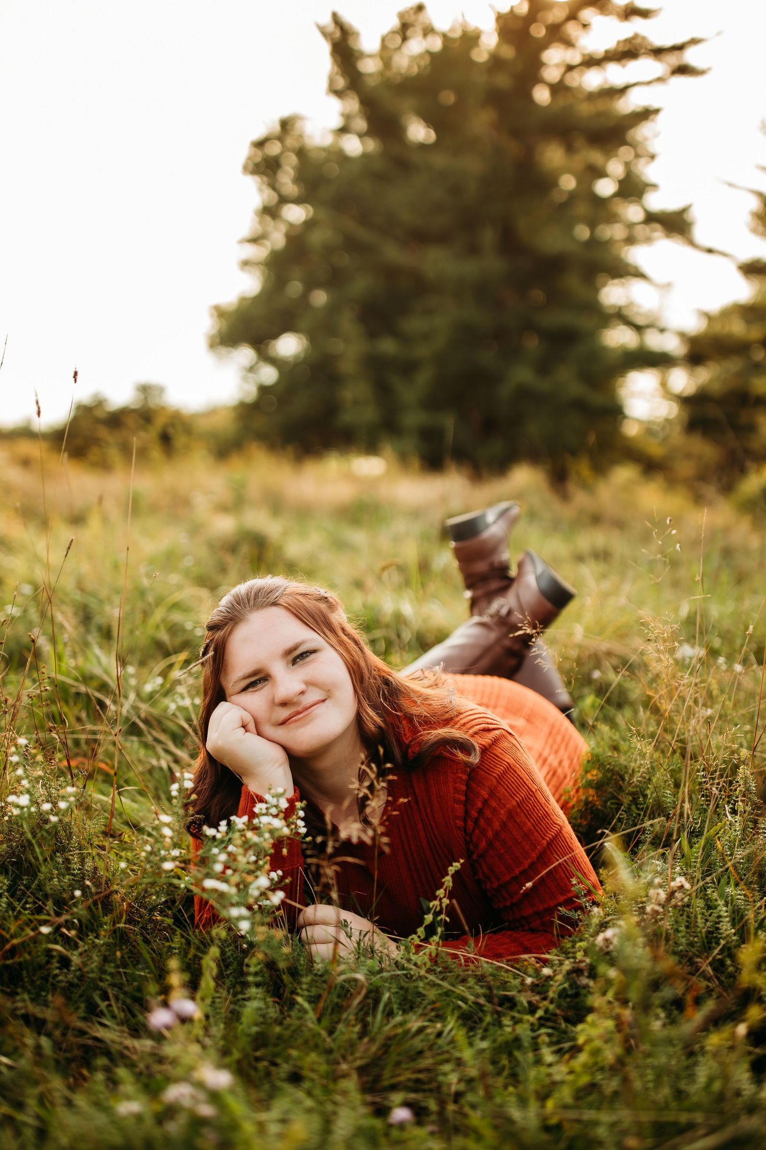 Senior photos in East Aurora, NY at Knox Farm