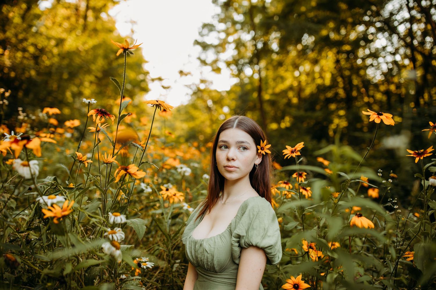 Senior girl photos in Eden, NY