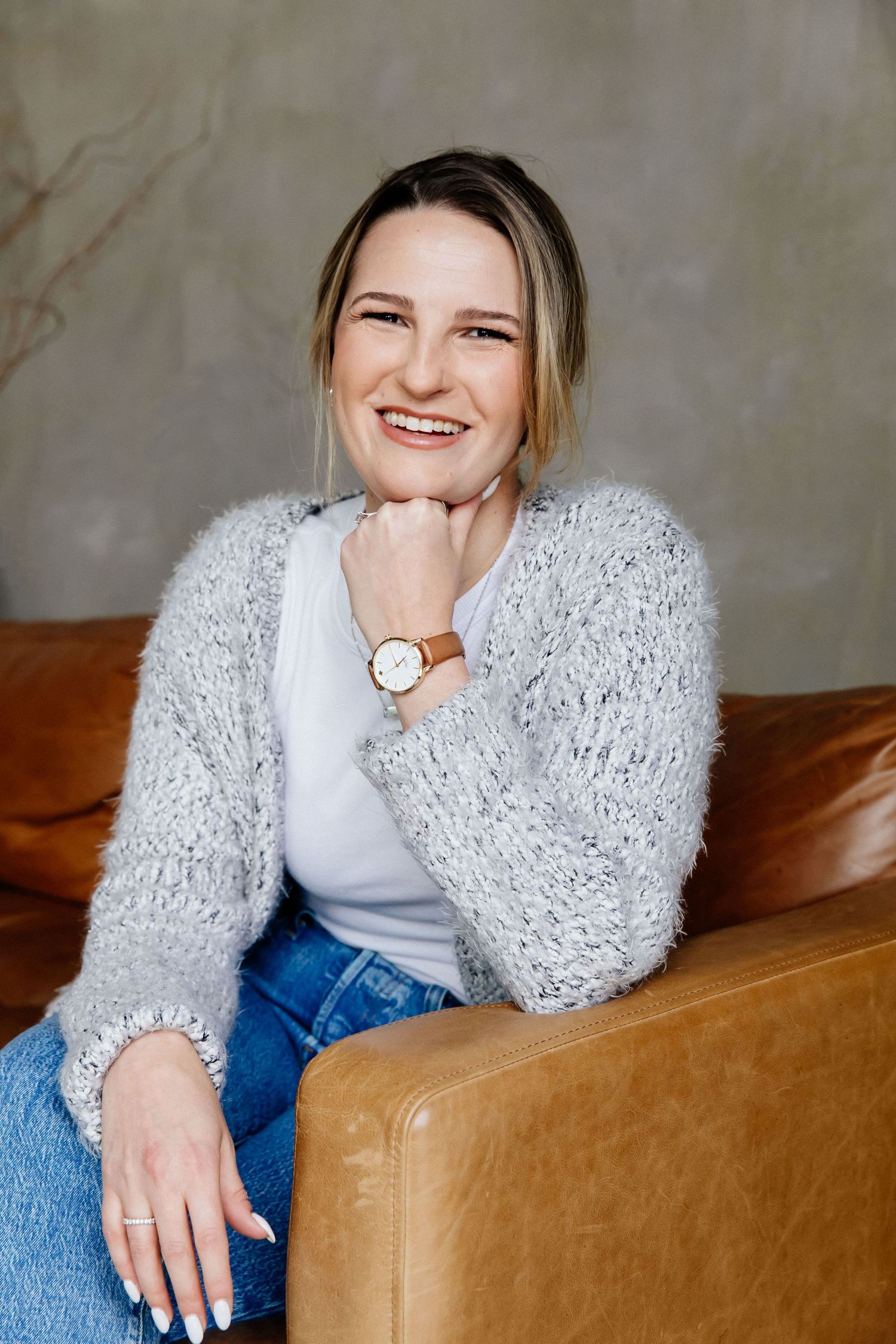 Creative personal branding portrait of smiling woman in natural light by Los Angeles brand photographer Phia Photography.