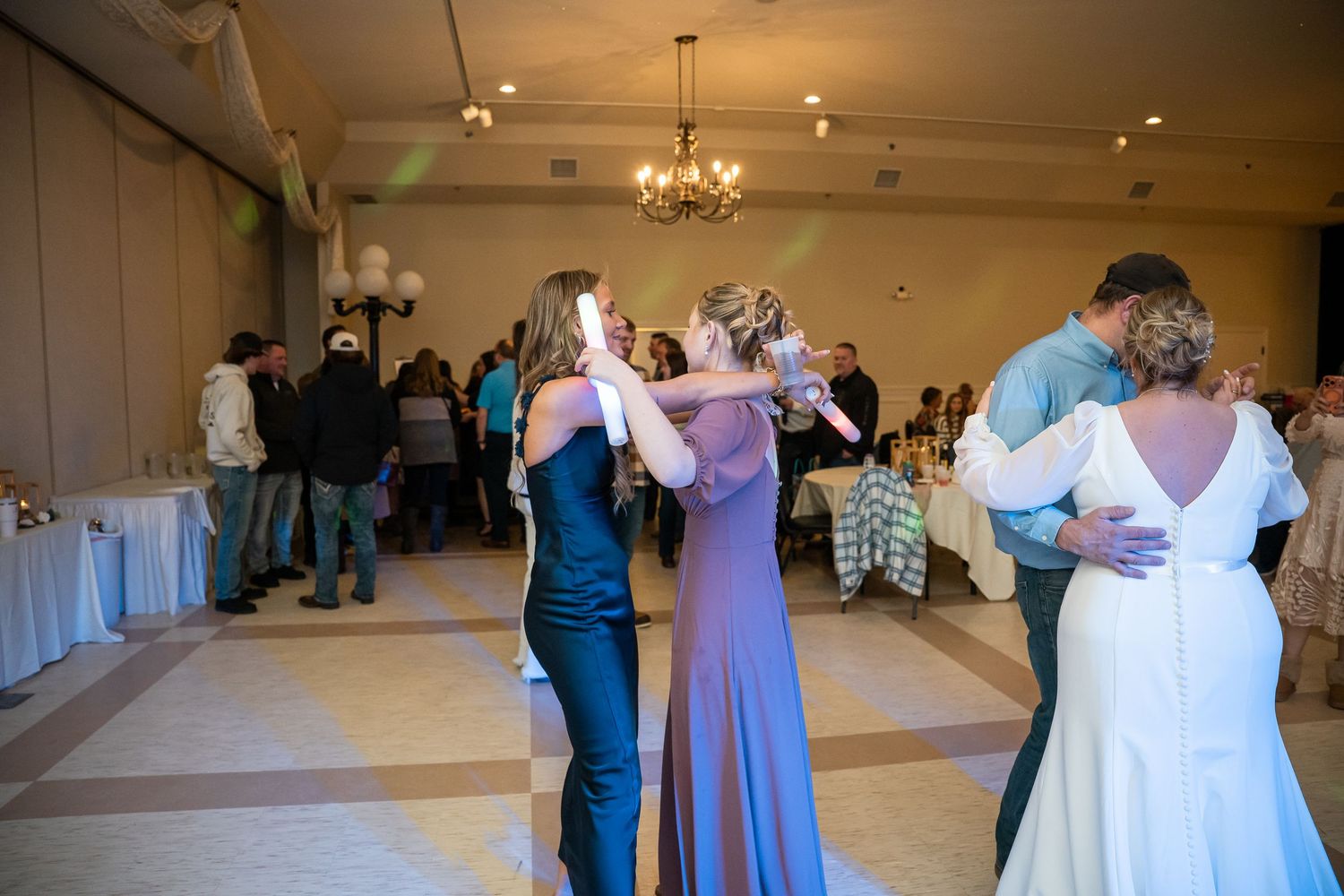 Wedding Photos at Northern Lights Ballroom and Banquet Center Milaca MN