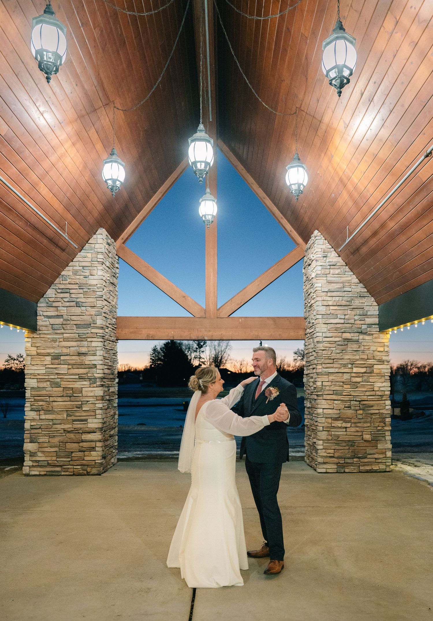 Wedding Photos at Northern Lights Ballroom and Banquet Center Milaca MN