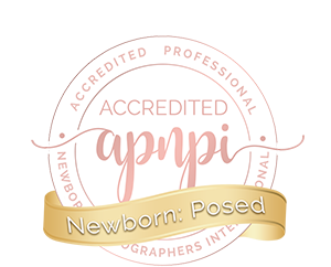 Central Minnesota APNPI Accredited Professional Newborn Photographers International badge for Newborn Posed certification.