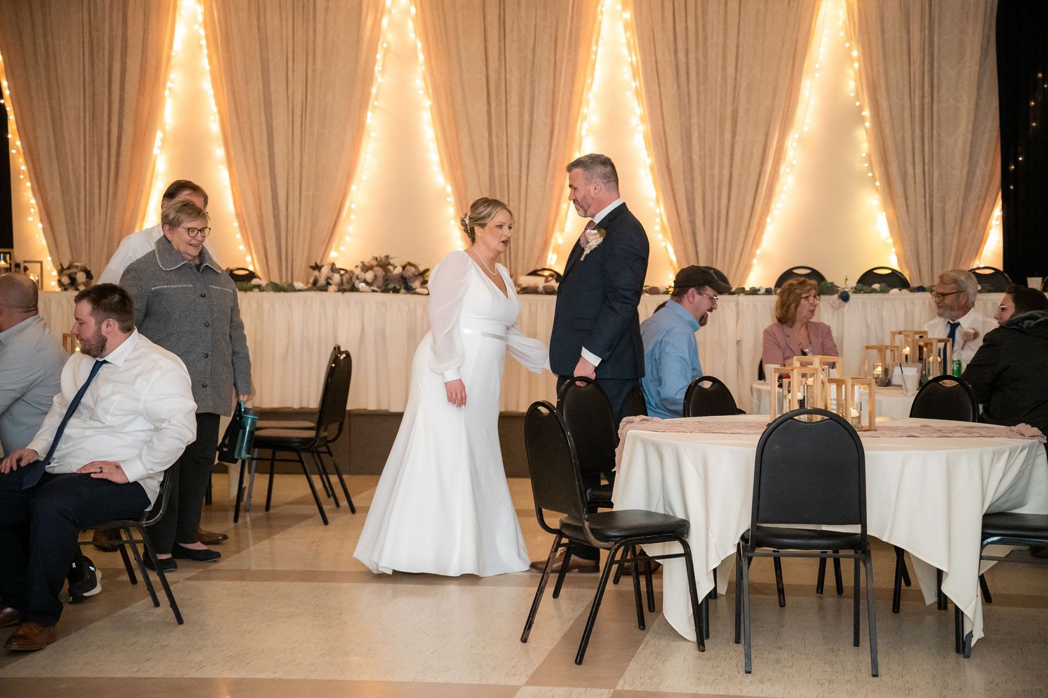 Wedding Photos at Northern Lights Ballroom and Banquet Center Milaca MN