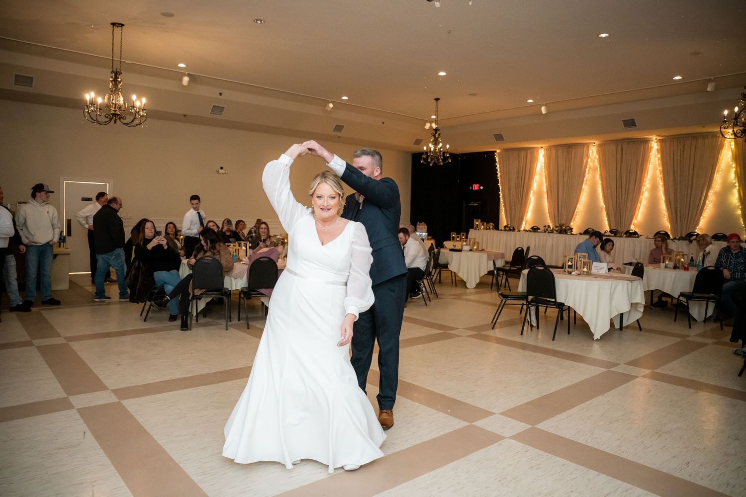 Wedding Photos at Northern Lights Ballroom and Banquet Center Milaca MN