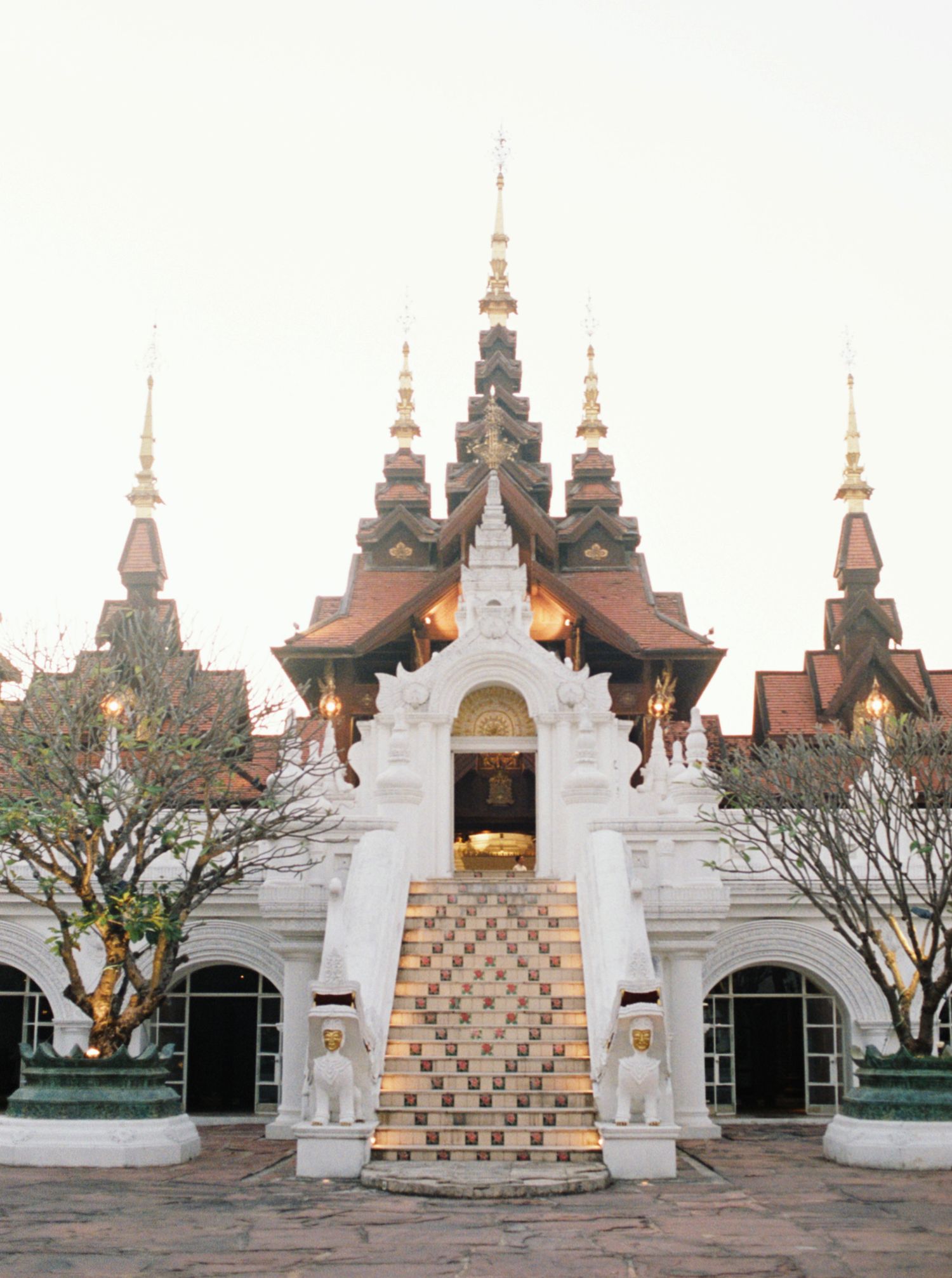 Experience the vibrancy of Southeast Asia in our wedding gallery. From the bustling energy of Hong Kong to the tropical 
