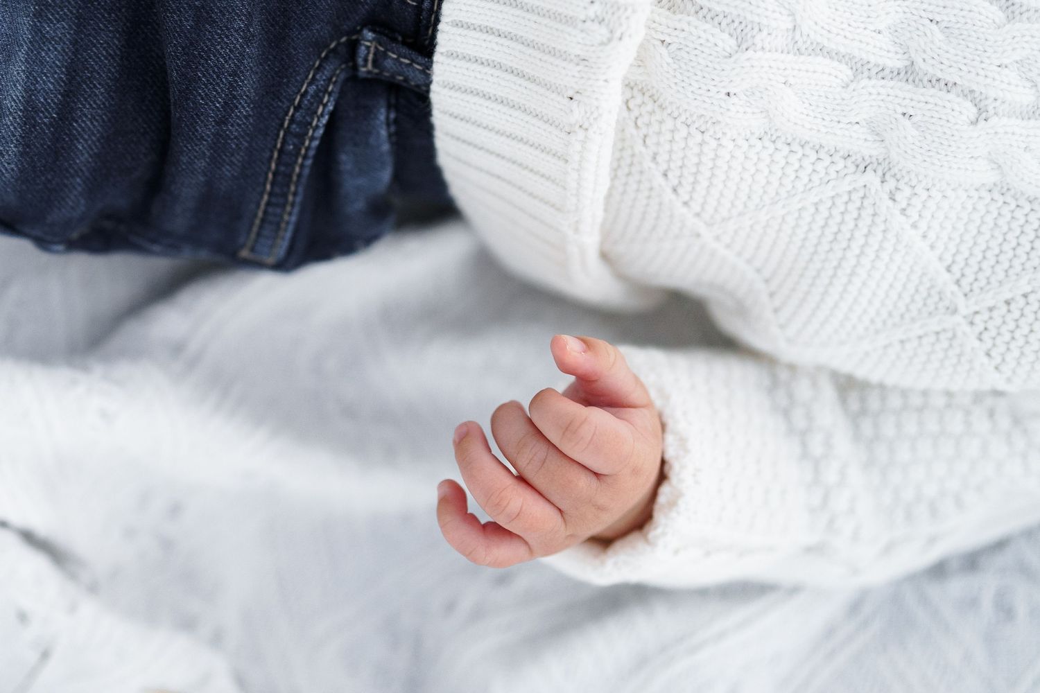A small baby's hand close up, newborn photography, in Frederick Maryland