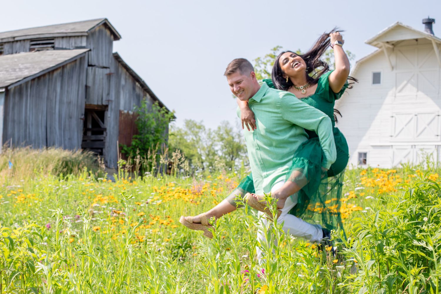 Cincinnati content creator Apurba Banjeree couple photos to celebrate an anniversary with her husband. Candid, romantic outdoor photography