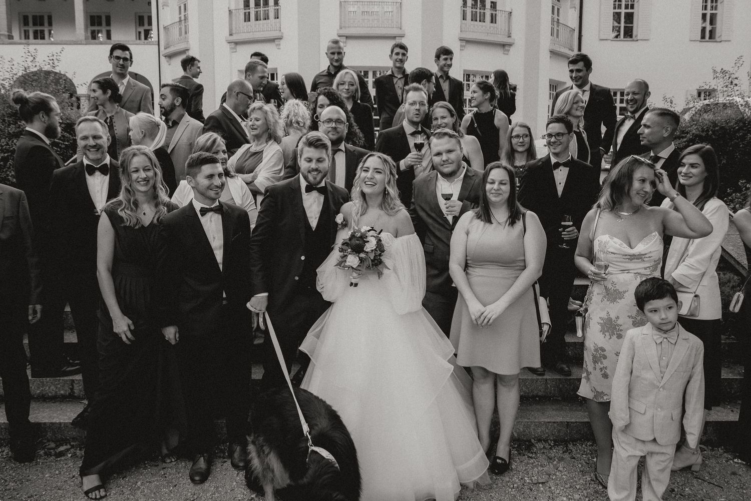 Authentische Hochzeitsmomente von Paaren in Bad Hölz, Schliersee & Tegernsee – zeitlose Bilder in Farbe und Schwarzweiß.