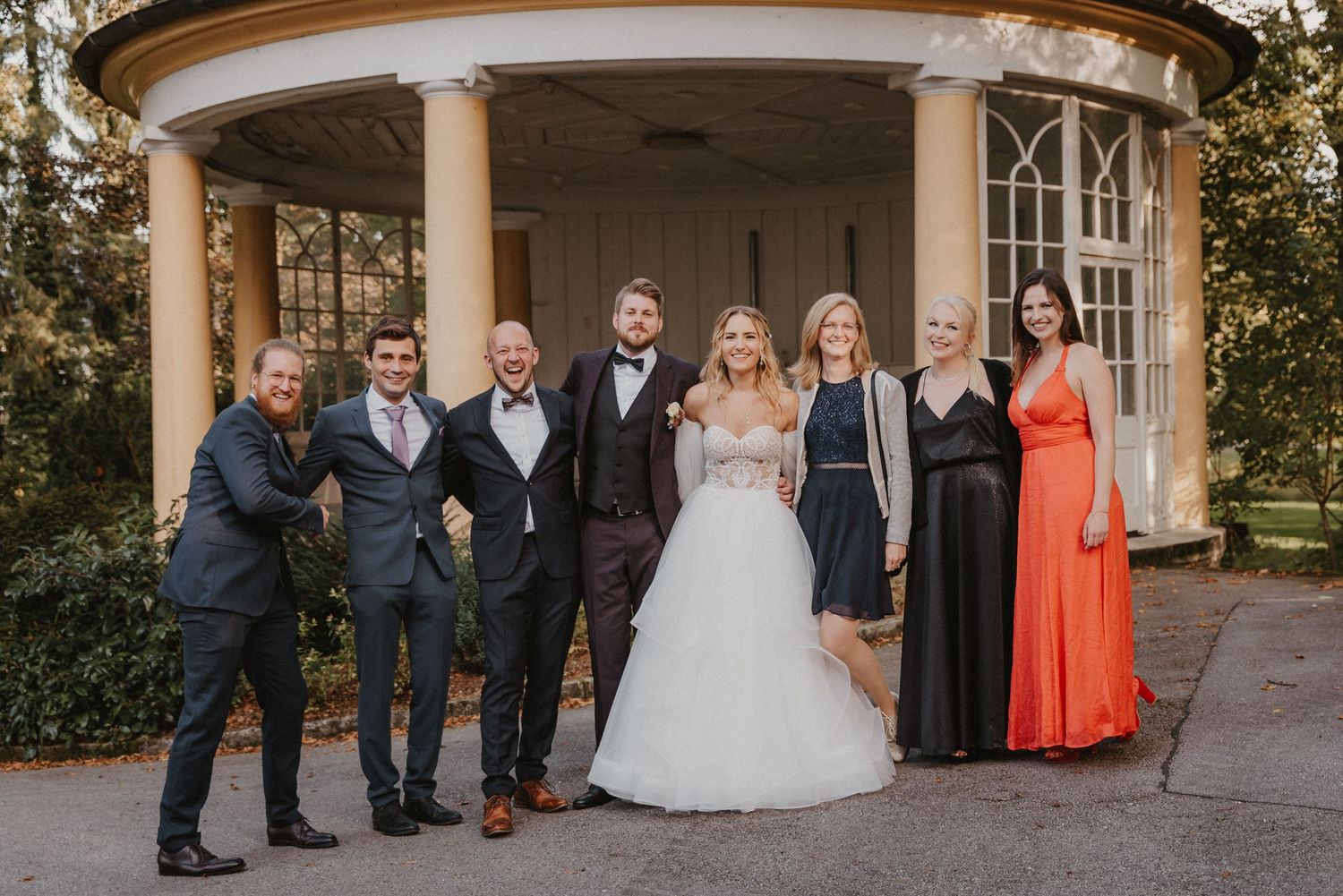 Authentische Hochzeitsmomente von Paaren in Bad Hölz, Schliersee & Tegernsee – zeitlose Bilder in Farbe und Schwarzweiß.