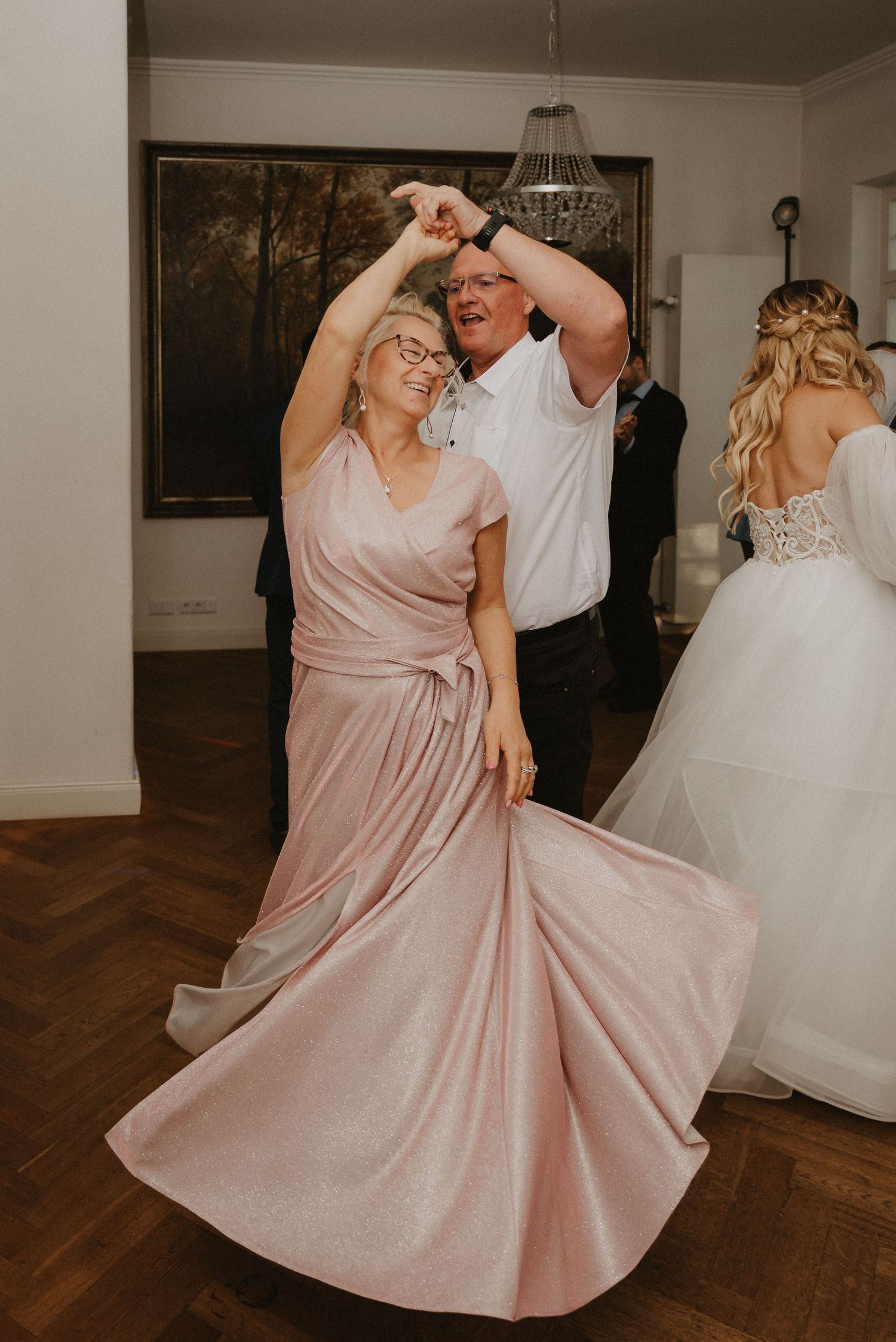 Authentische Hochzeitsmomente von Paaren in Bad Hölz, Schliersee & Tegernsee – zeitlose Bilder in Farbe und Schwarzweiß.