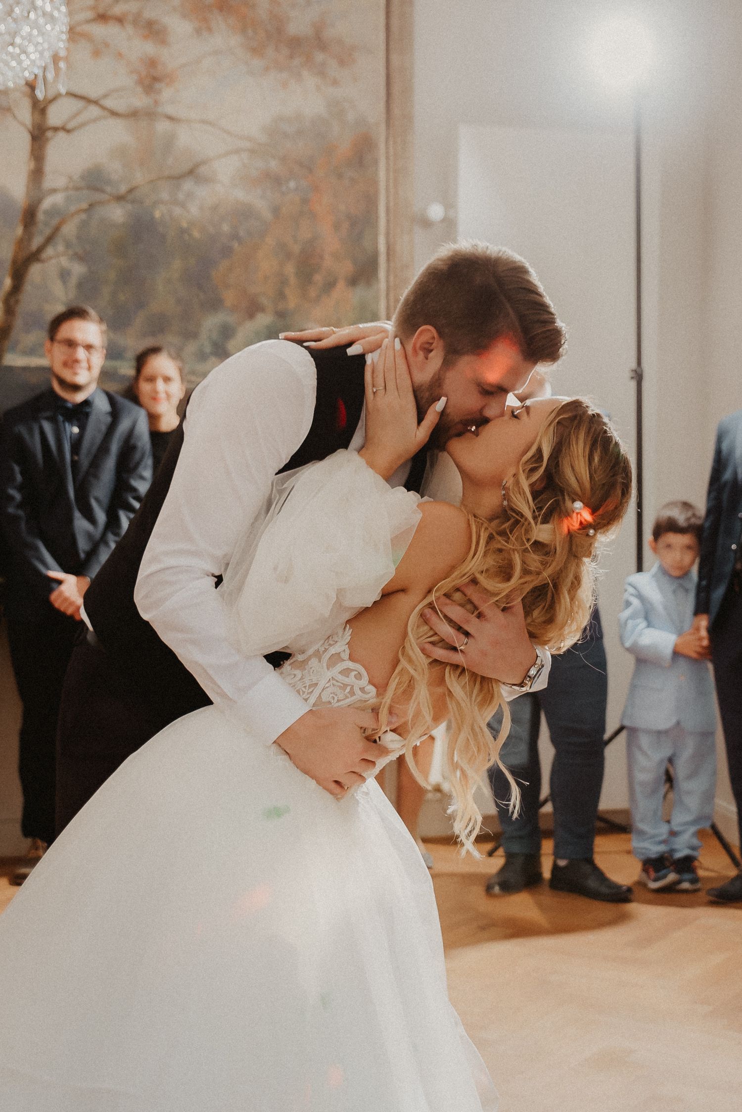 Authentische Hochzeitsmomente von Paaren in Bad Hölz, Schliersee & Tegernsee – zeitlose Bilder in Farbe und Schwarzweiß.