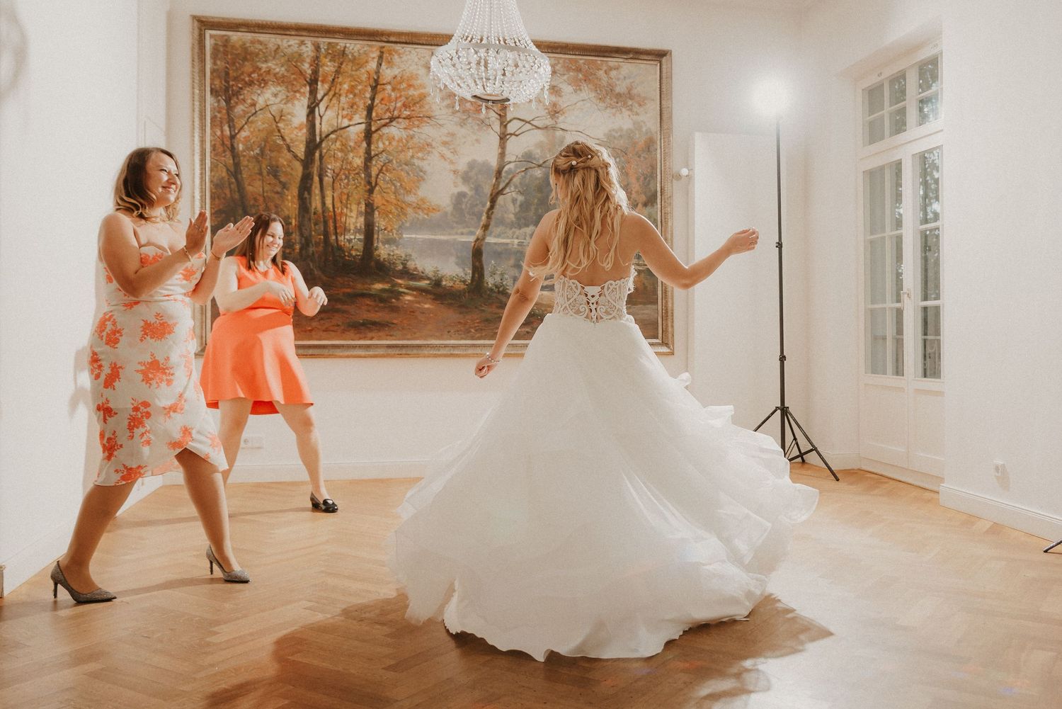 Authentische Hochzeitsmomente von Paaren in Bad Hölz, Schliersee & Tegernsee – zeitlose Bilder in Farbe und Schwarzweiß.