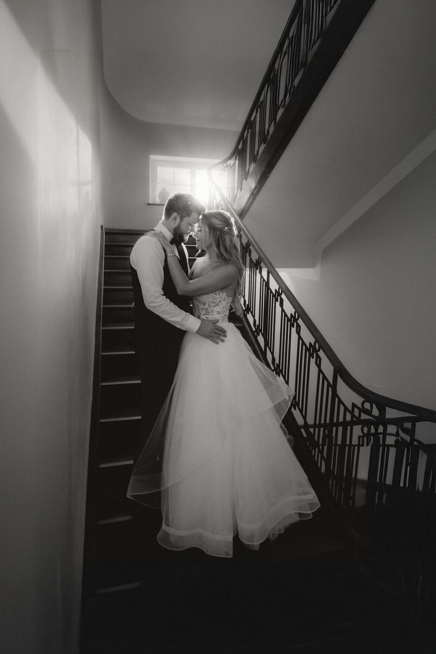 Authentische Hochzeitsmomente von Paaren in Bad Hölz, Schliersee & Tegernsee – zeitlose Bilder in Farbe und Schwarzweiß.