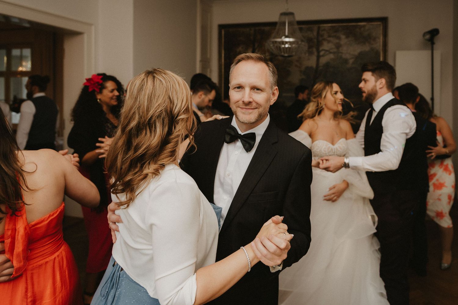 Authentische Hochzeitsmomente von Paaren in Bad Hölz, Schliersee & Tegernsee – zeitlose Bilder in Farbe und Schwarzweiß.