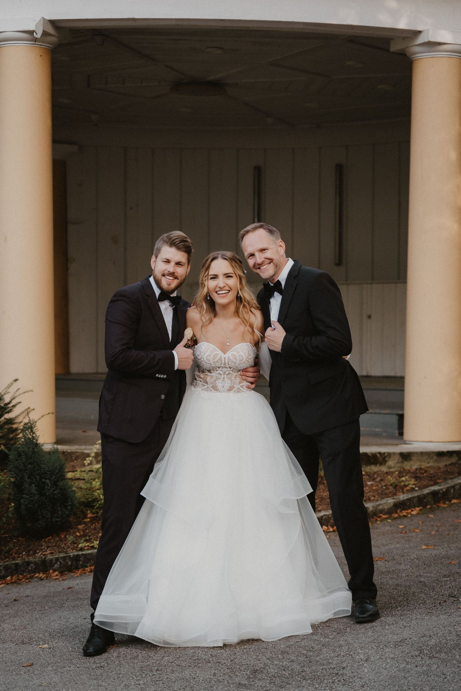 Authentische Hochzeitsmomente von Paaren in Bad Hölz, Schliersee & Tegernsee – zeitlose Bilder in Farbe und Schwarzweiß.