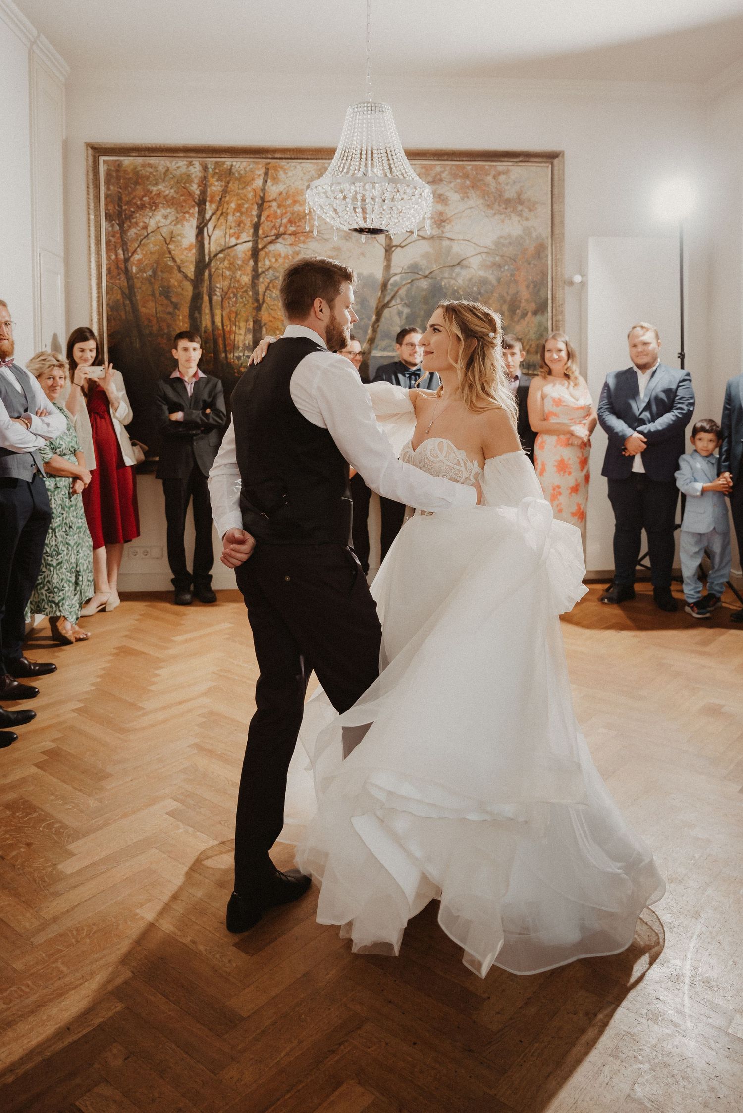 Authentische Hochzeitsmomente von Paaren in Bad Hölz, Schliersee & Tegernsee – zeitlose Bilder in Farbe und Schwarzweiß.