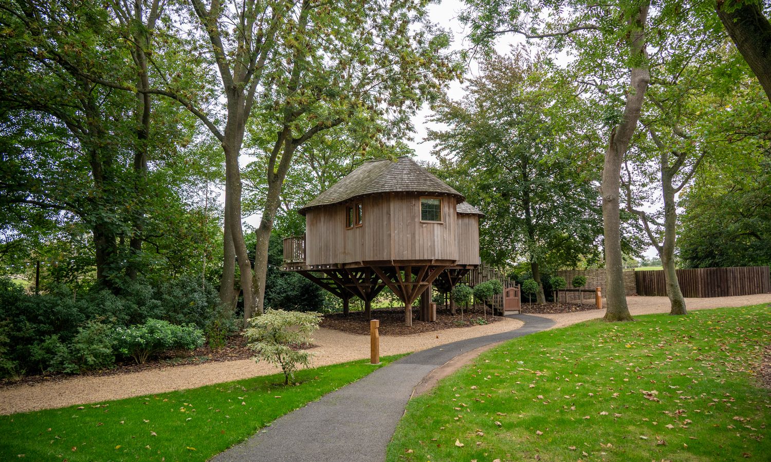 The Woodlands Tudor Rose Photography Wedding Photography Leicestershire.