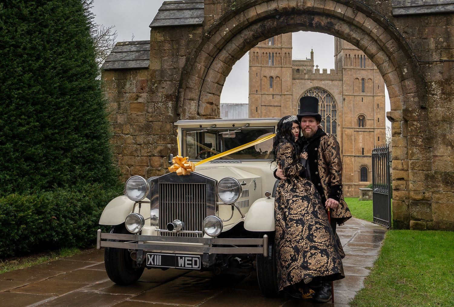 Wedding Photo. Unique. Tudor Rose Photography. Newark.