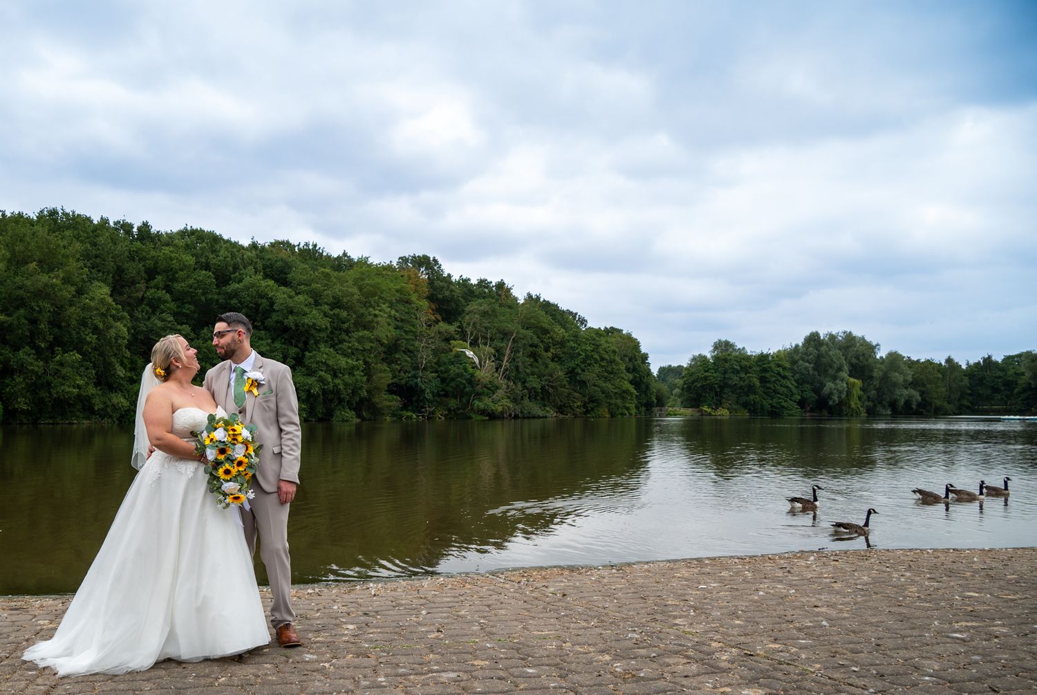 Tudor Rose Photography. Leicester. wedding photography. couple portrait