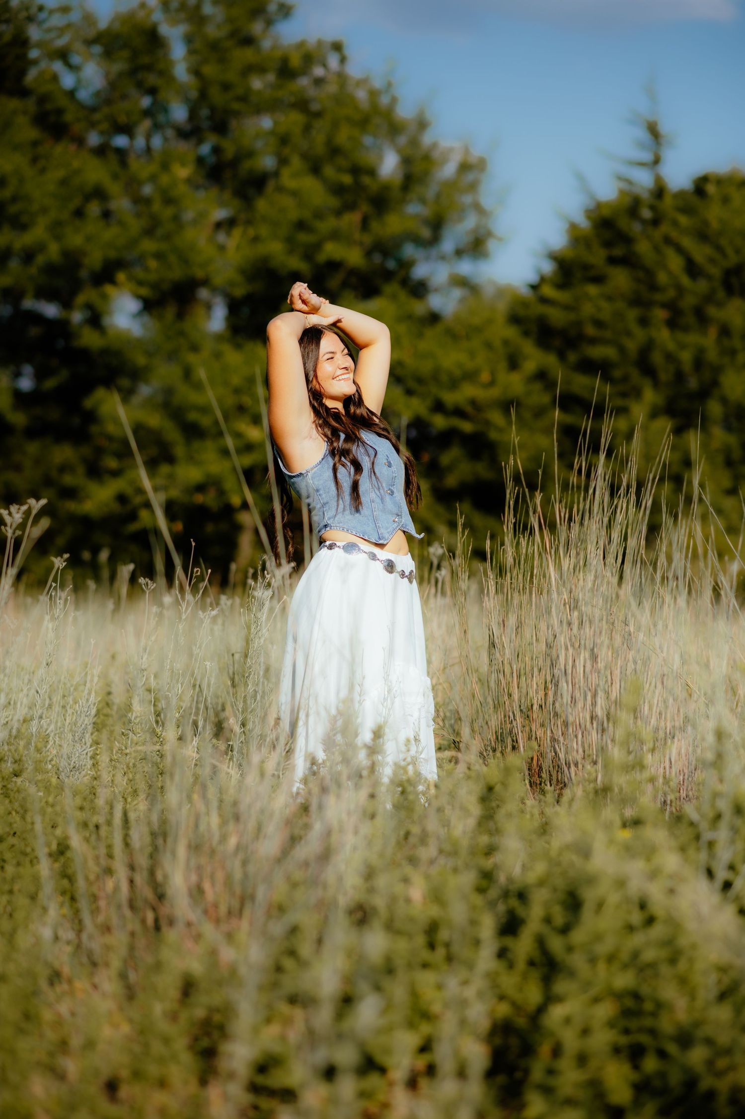 Senior girl posing for photos, Enid Oklahoma.