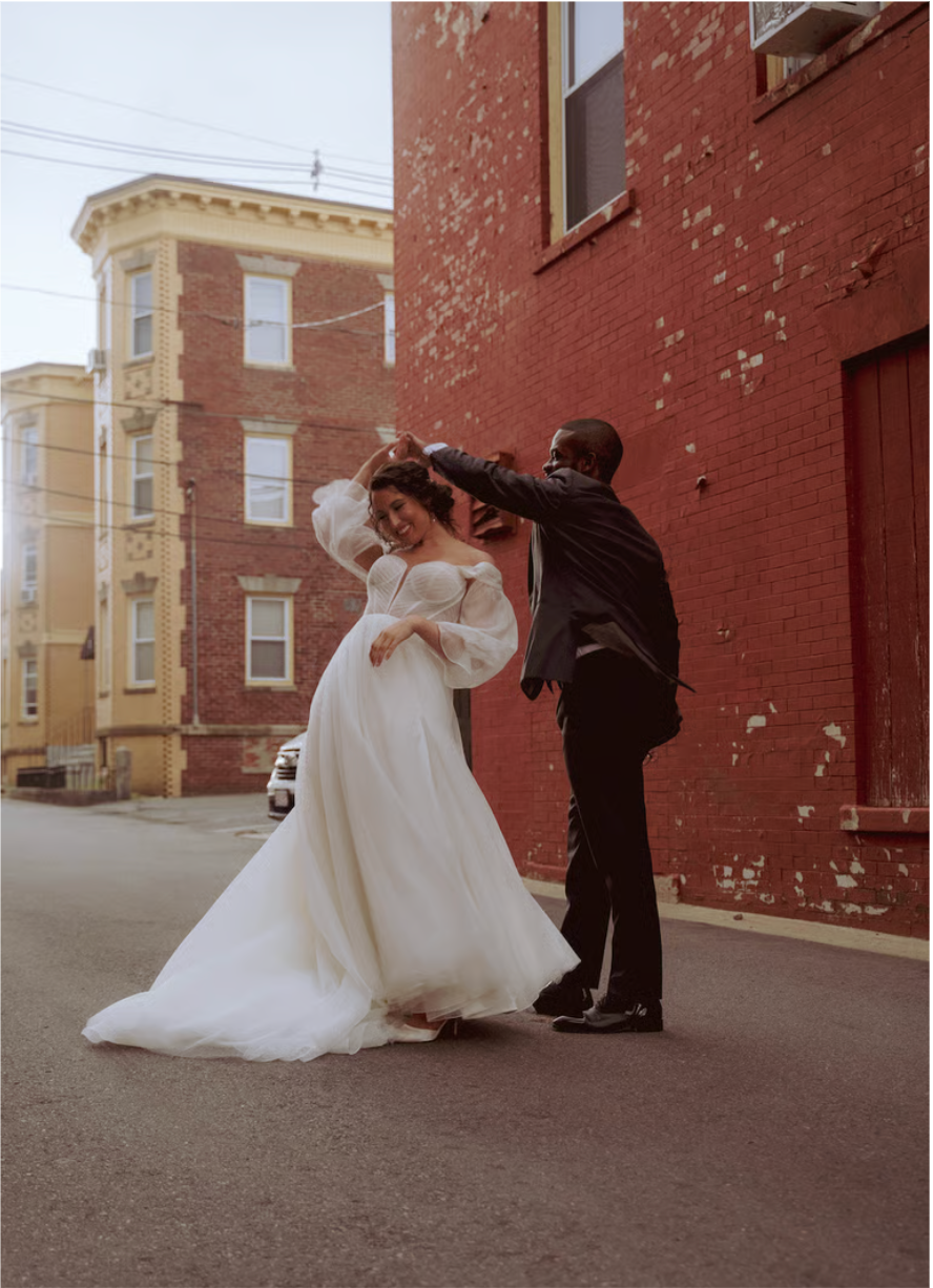 wedding couple spinning