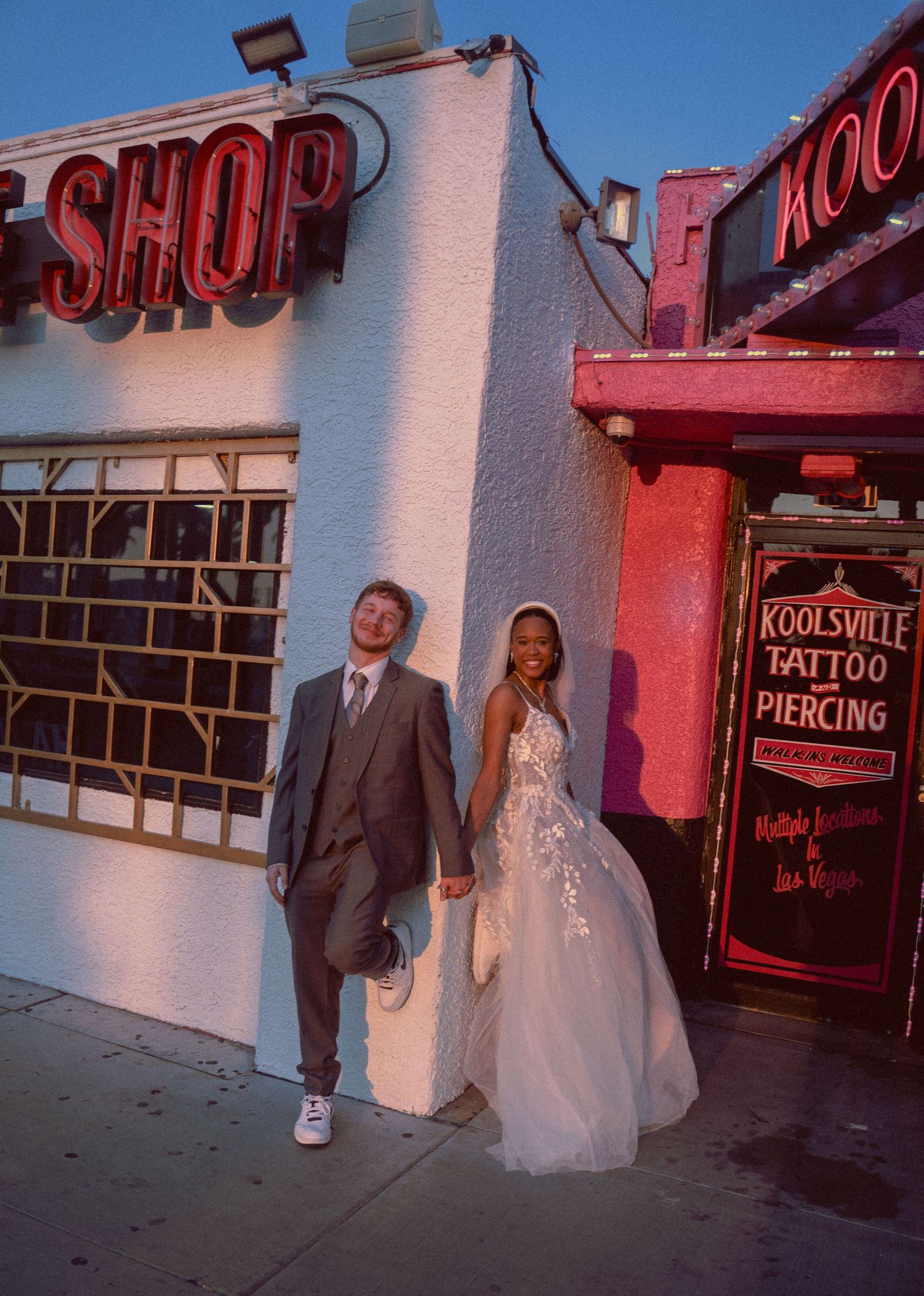 las vegas elopement couple photography wedding
