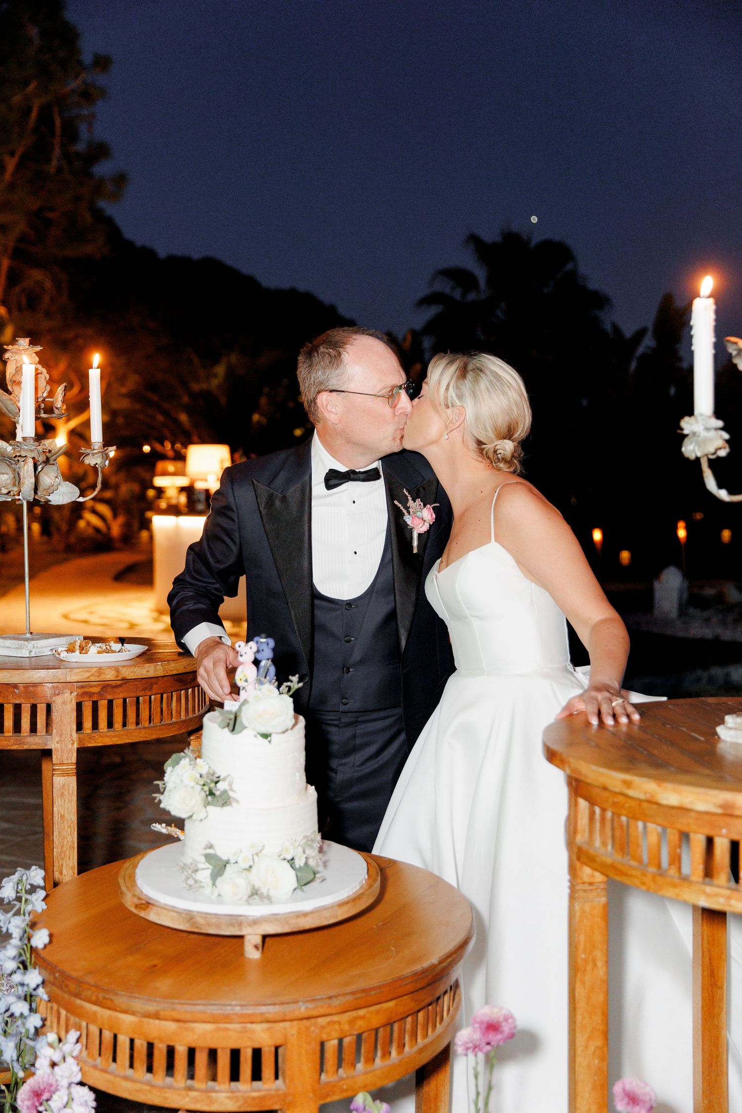 Cake cutting at Gran Villa Rosa, Barcelona