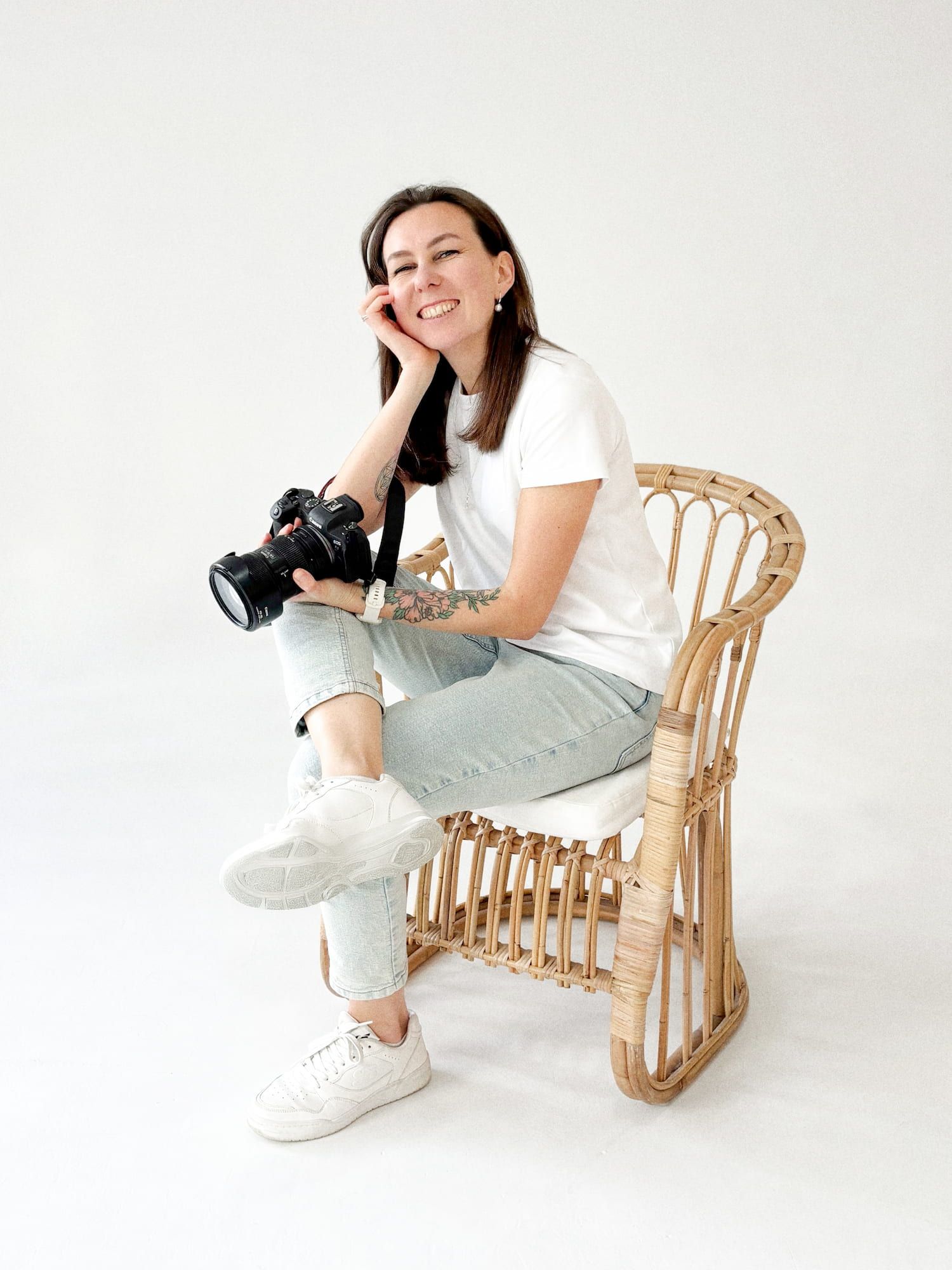 Smiling wedding photographer in Barcelona