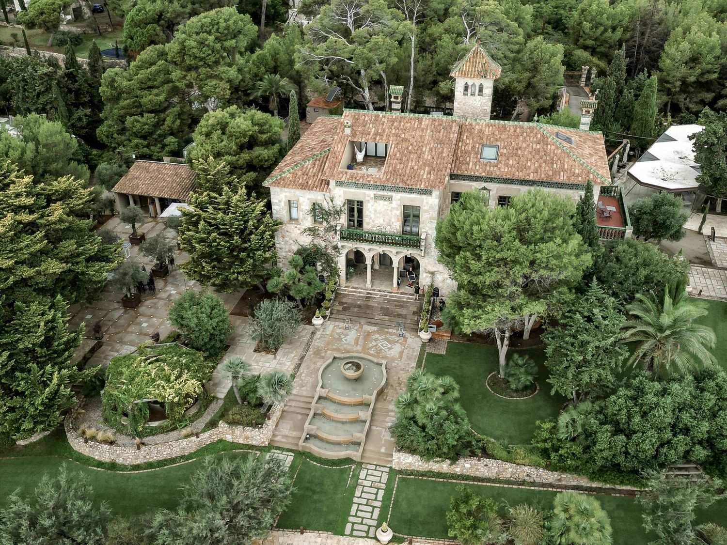Drone view of the Xalet del Nin, seafront villa near Barcelona.