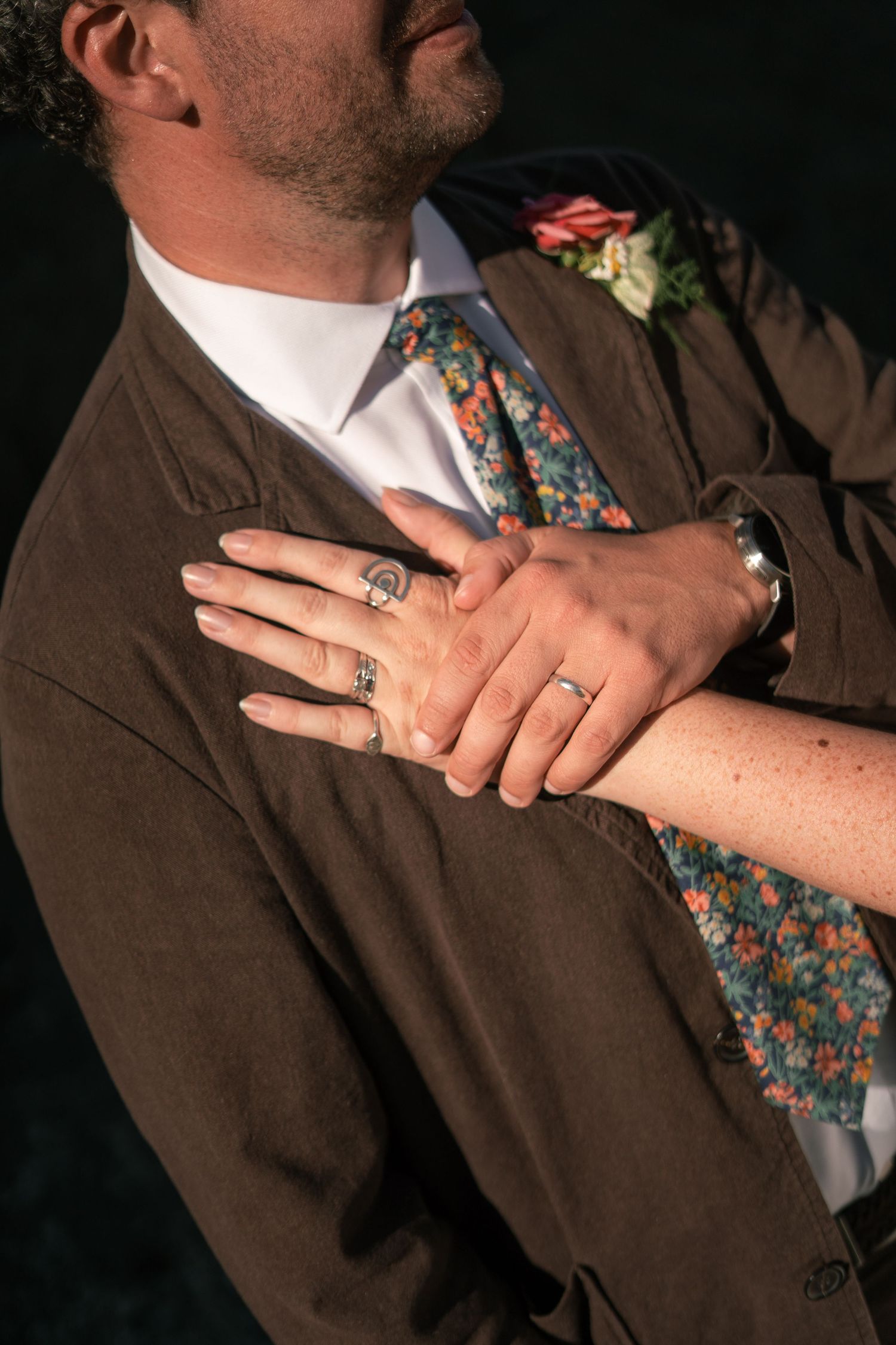 Details photo of bride and groom rings