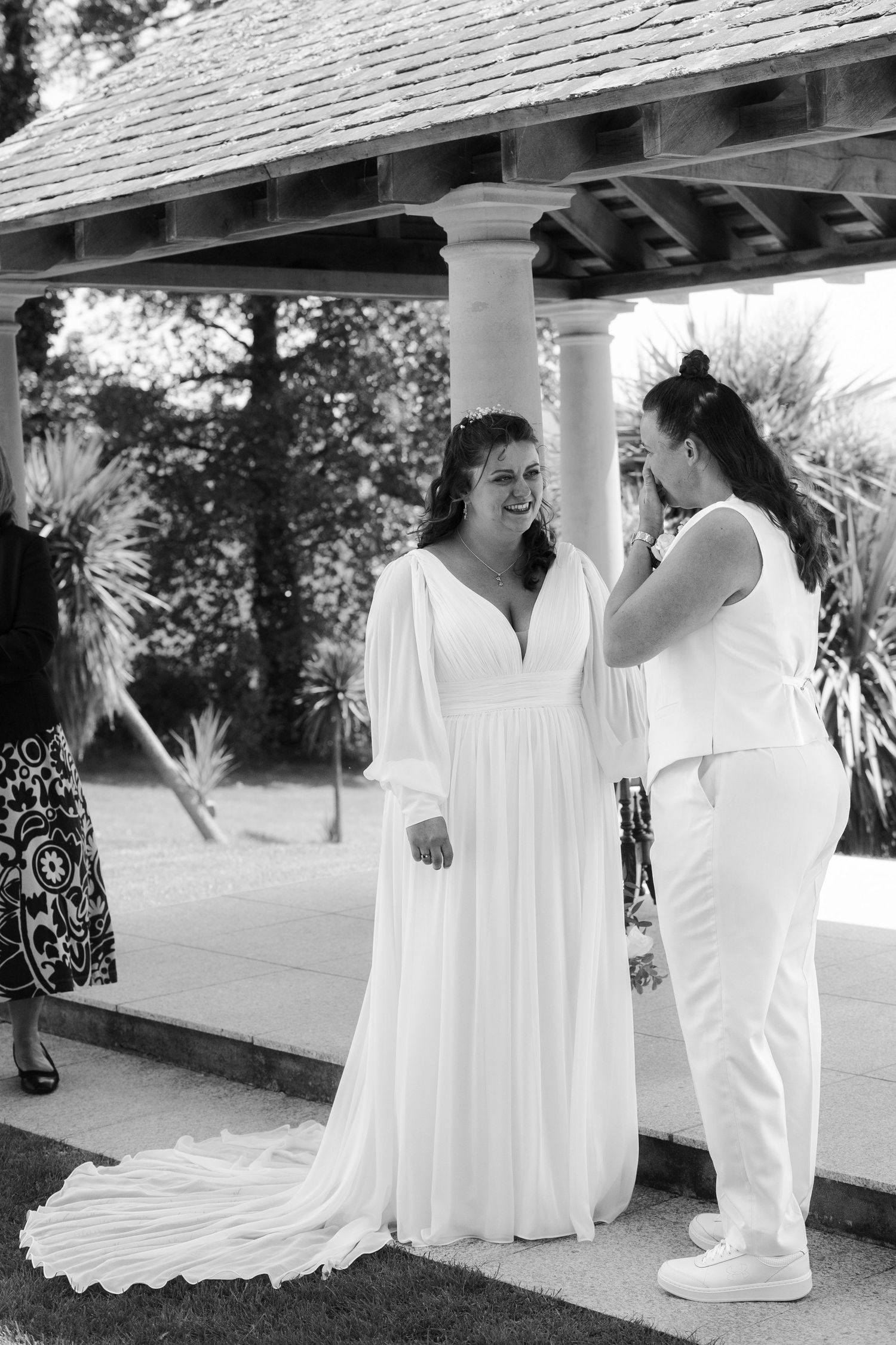 Lesbian ceremony at Tredudwell Manor, photographed by LGBTQ+ photographer in Cornwall