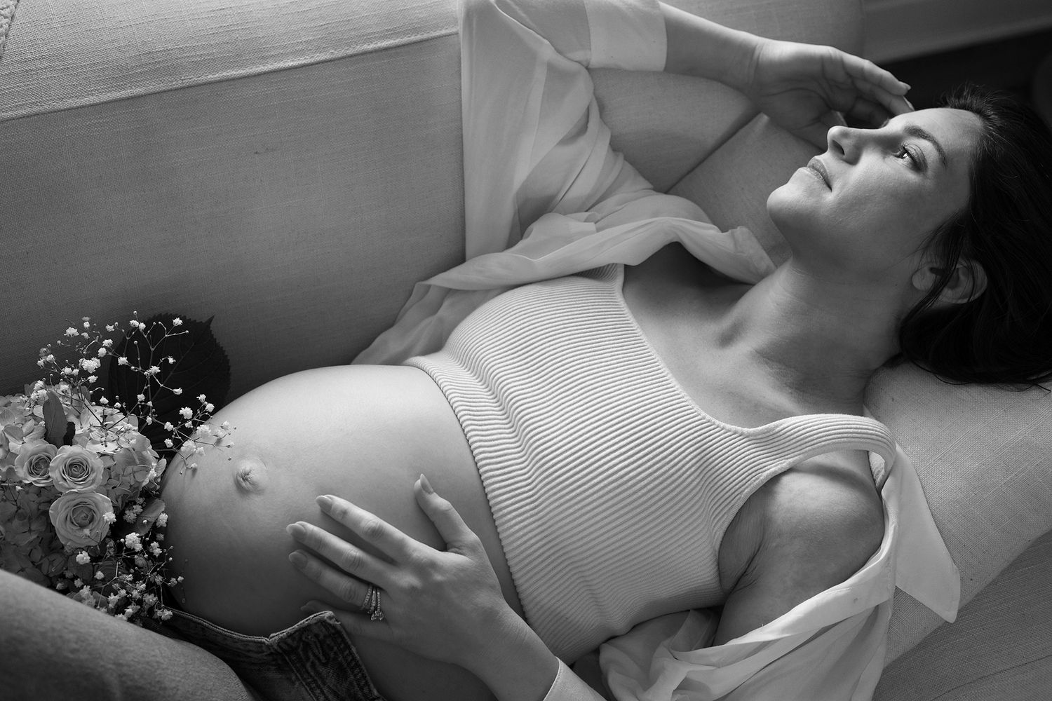 Black and white portrait of pregnant woman looking outside | Bijou-Marie d'Image | Richmond VA Photography