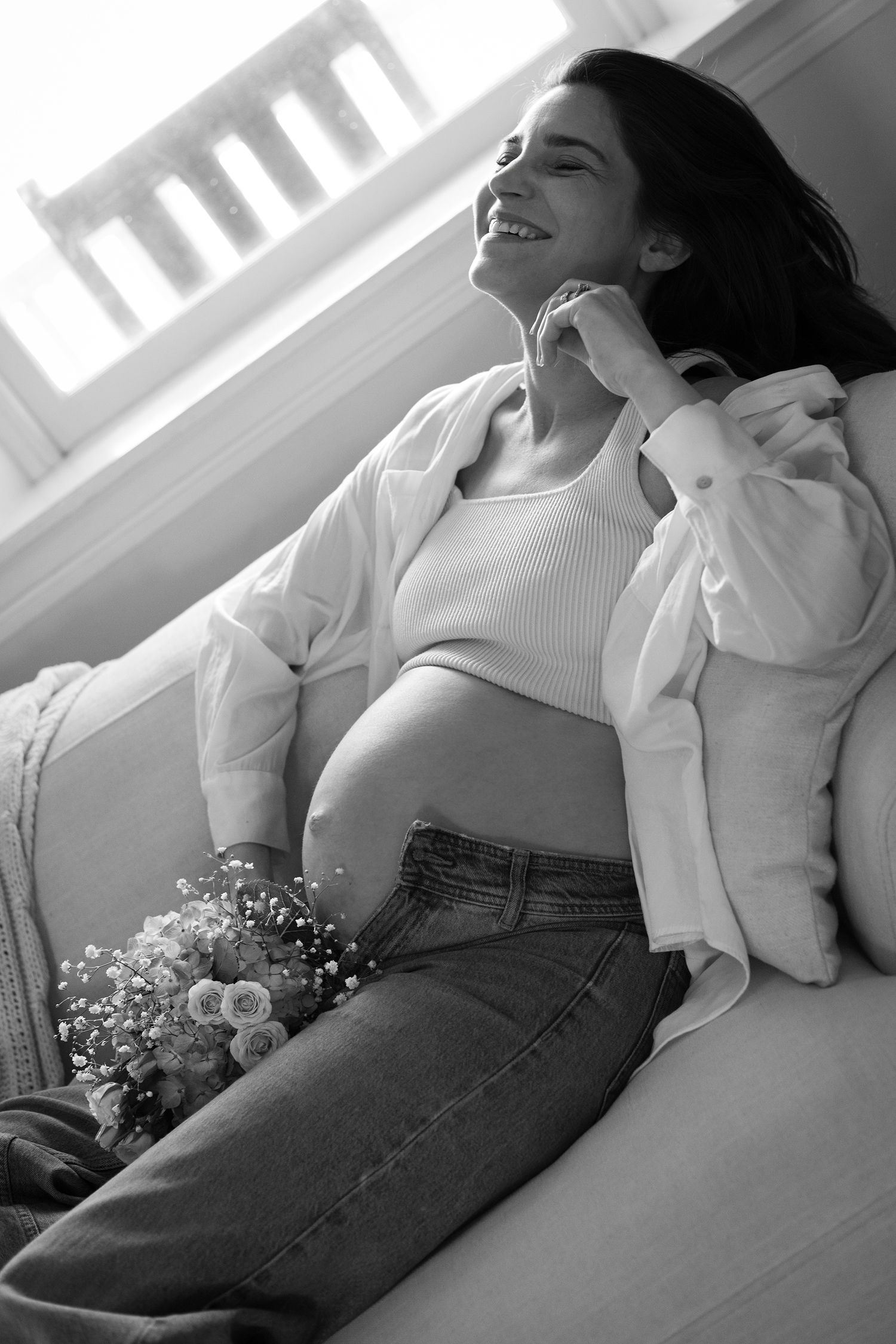 Happy pregnant woman smiling | Bijou-Marie d'Image | Richmond VA Photography