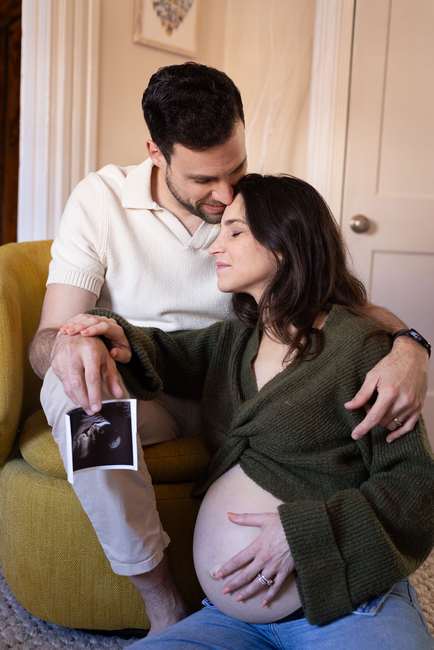 Couple holding a ultrasound photo in a calm moment | Bijou-Marie d'Image | Richmond VA Photography