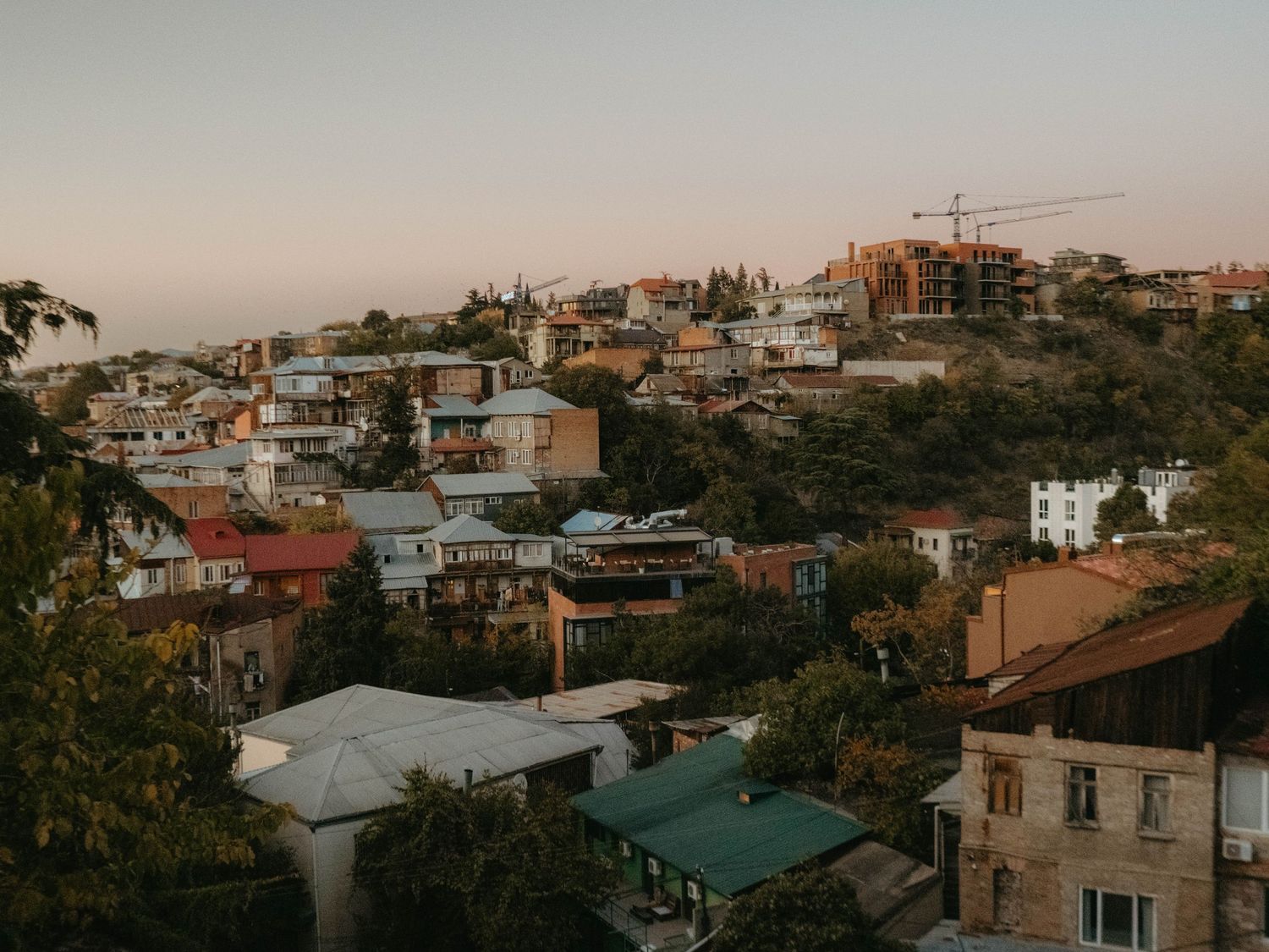 Landscape photograph of a neighborhood in Tbilisi, Georgia