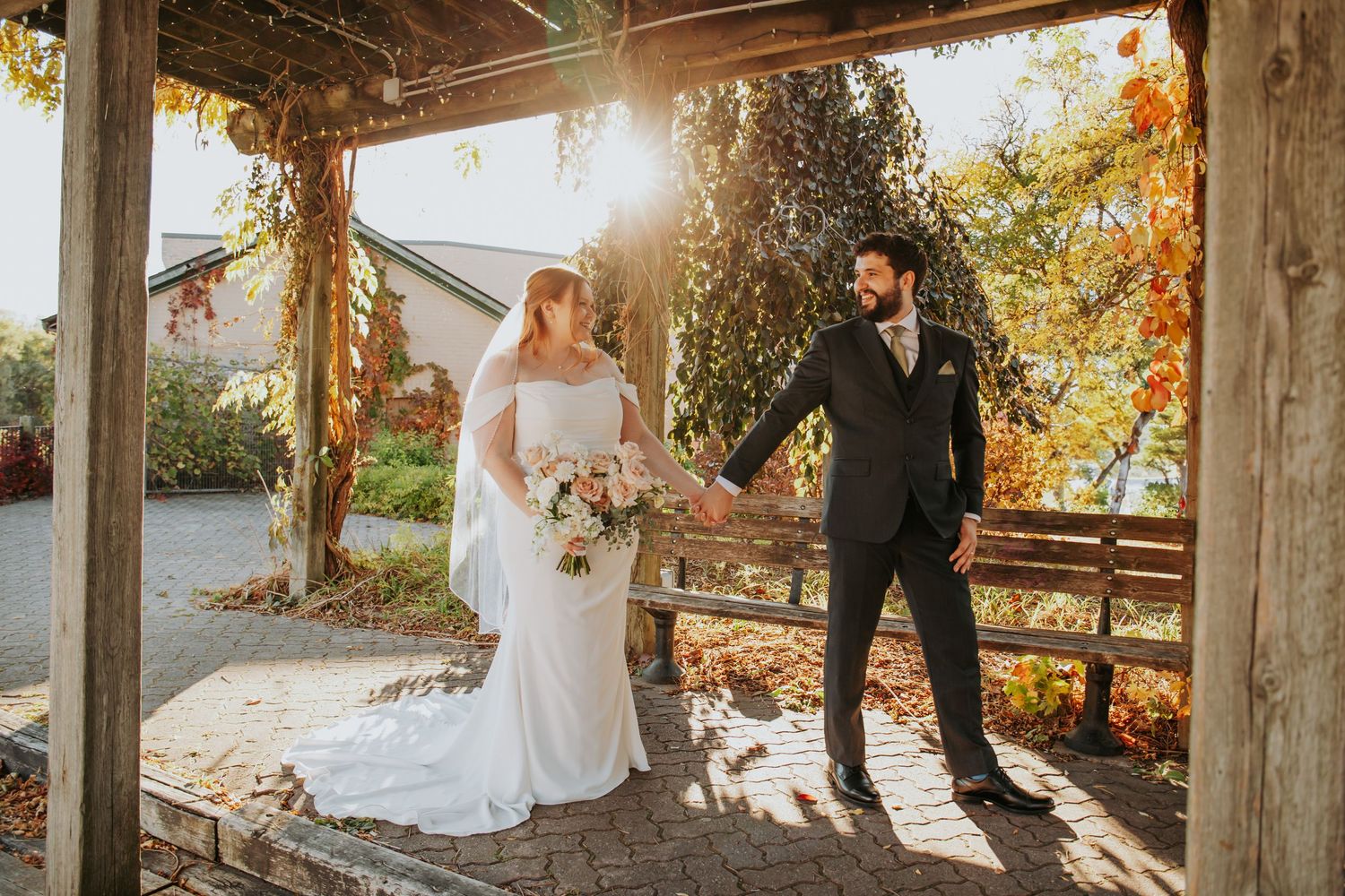 Burlington Portrait & Wedding Photographer. Ottawa Portrait & wedding Photographer