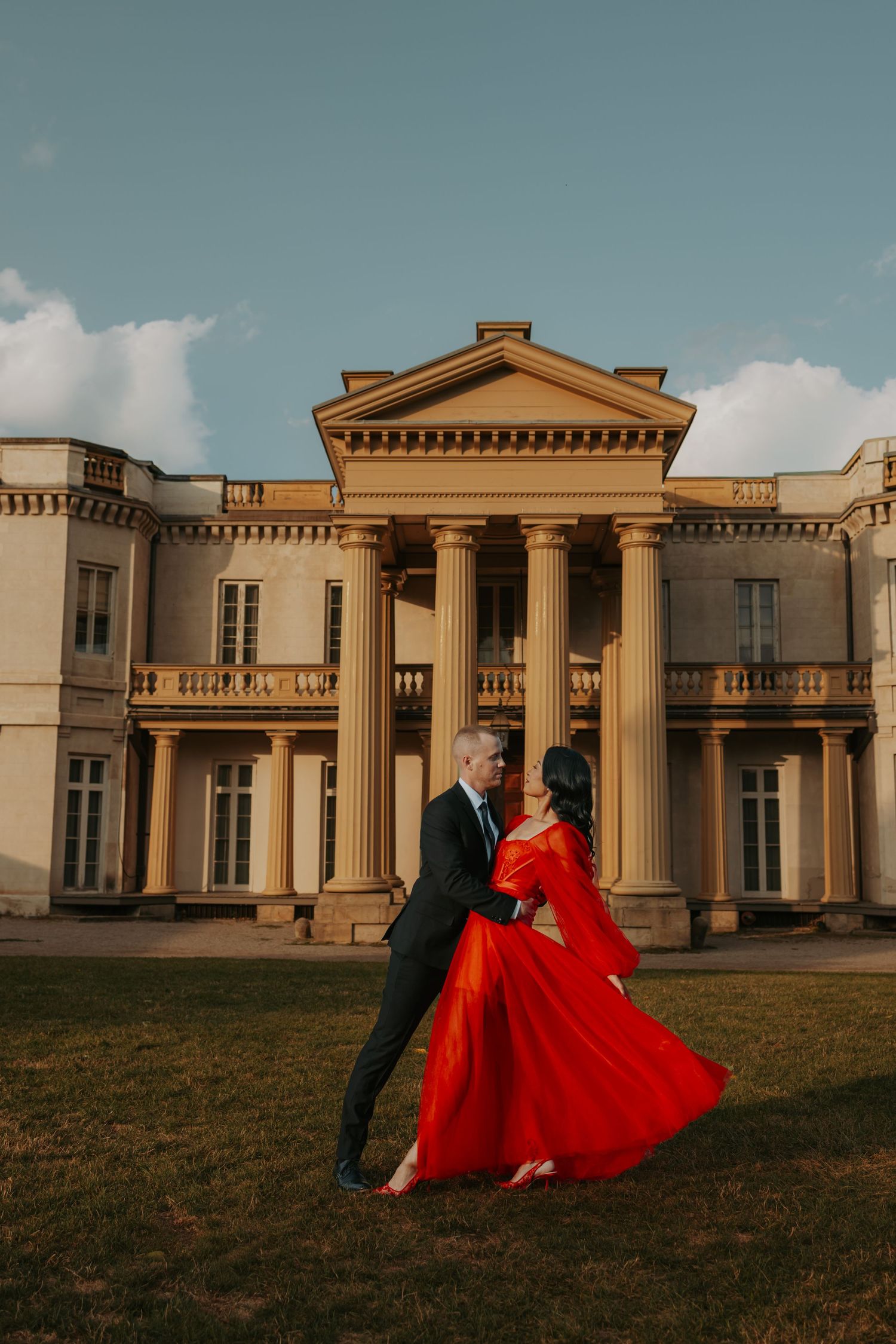 Burlington Portrait & Wedding Photographer. Ottawa Portrait & wedding Photographer