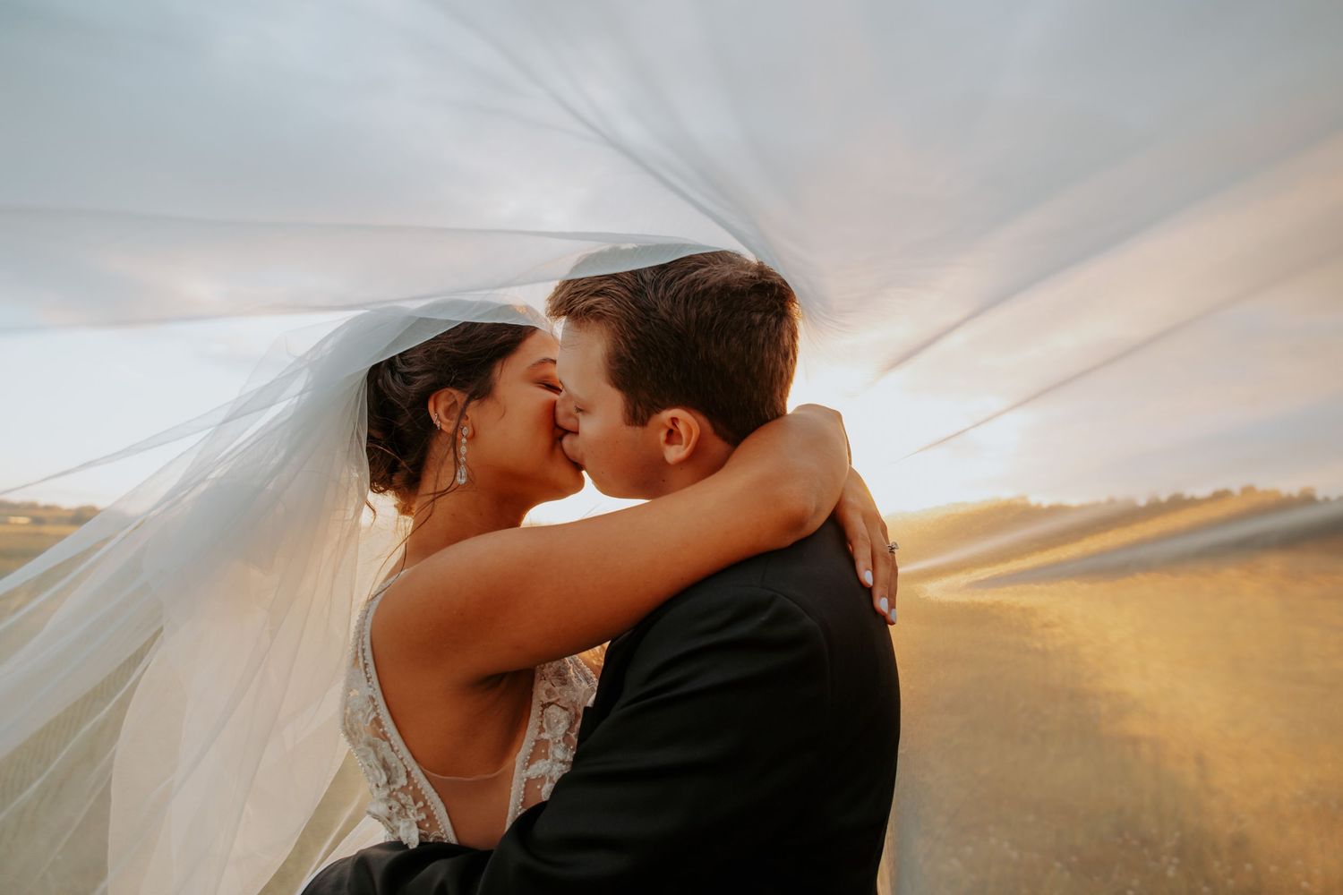 Burlington Portrait & Wedding Photographer. Ottawa Portrait & wedding Photographer