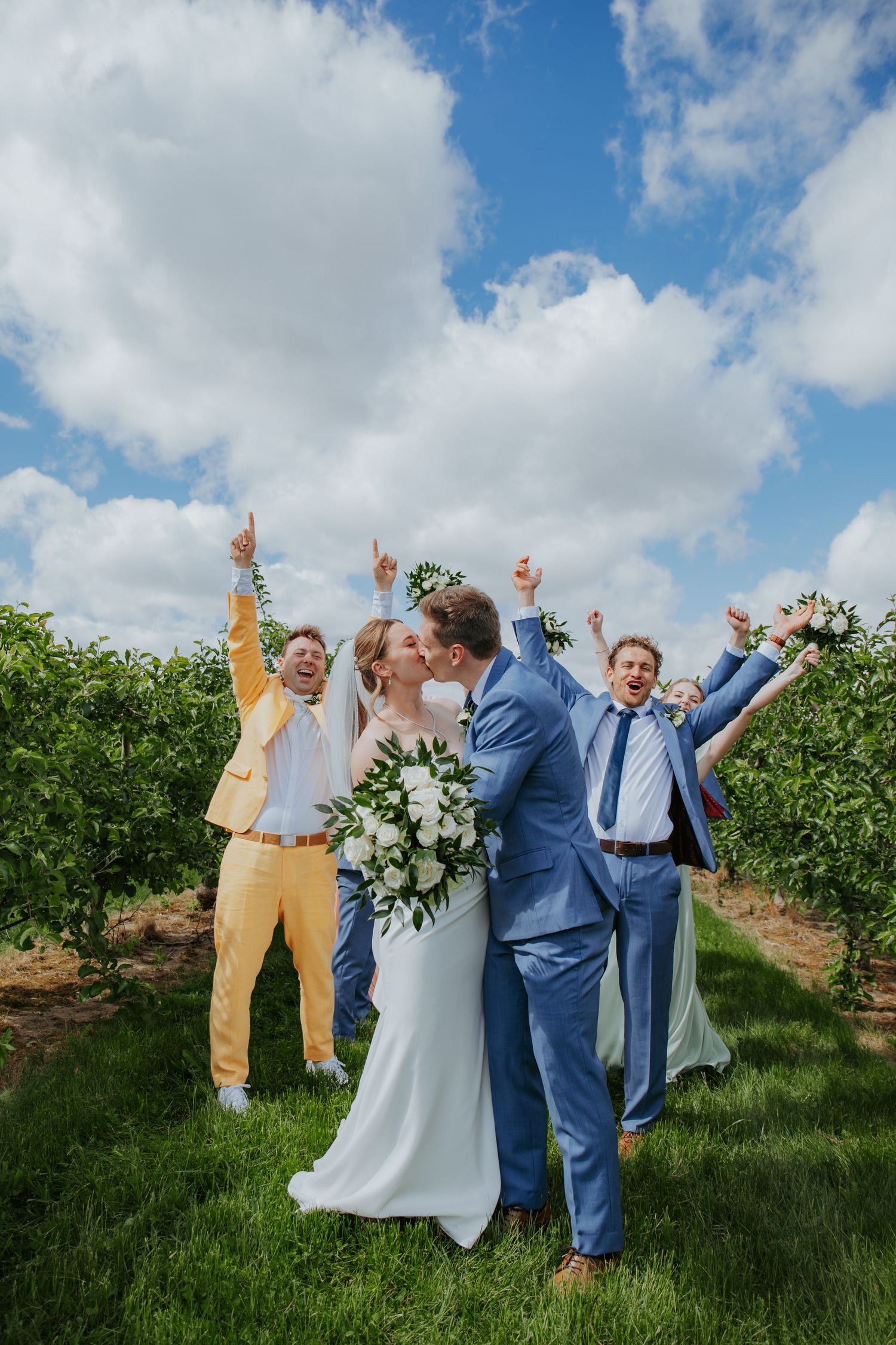 Burlington Portrait & Wedding Photographer. Ottawa Portrait & wedding Photographer