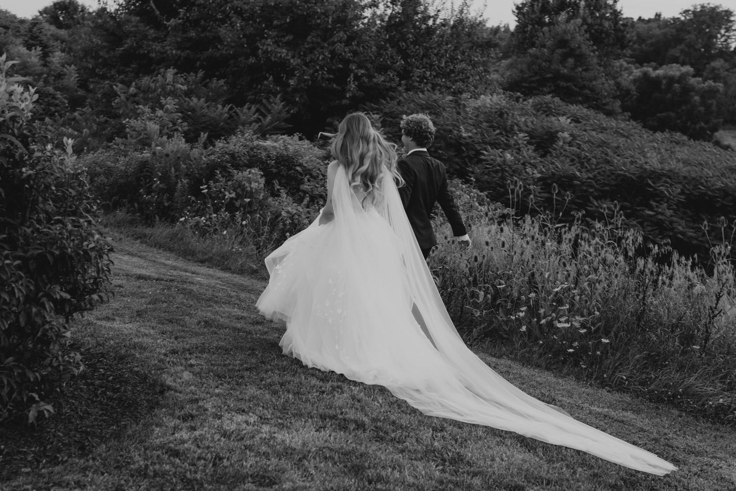 Burlington Portrait & Wedding Photographer. Ottawa Portrait & wedding Photographer